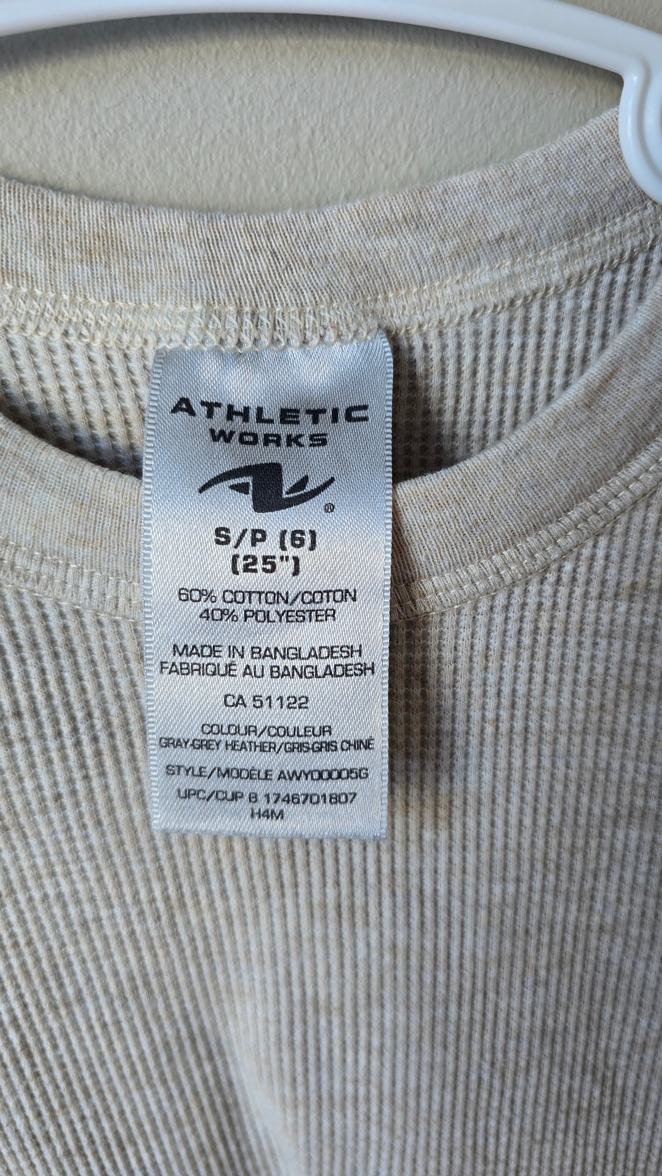 Chandail Athletic works - S 6T