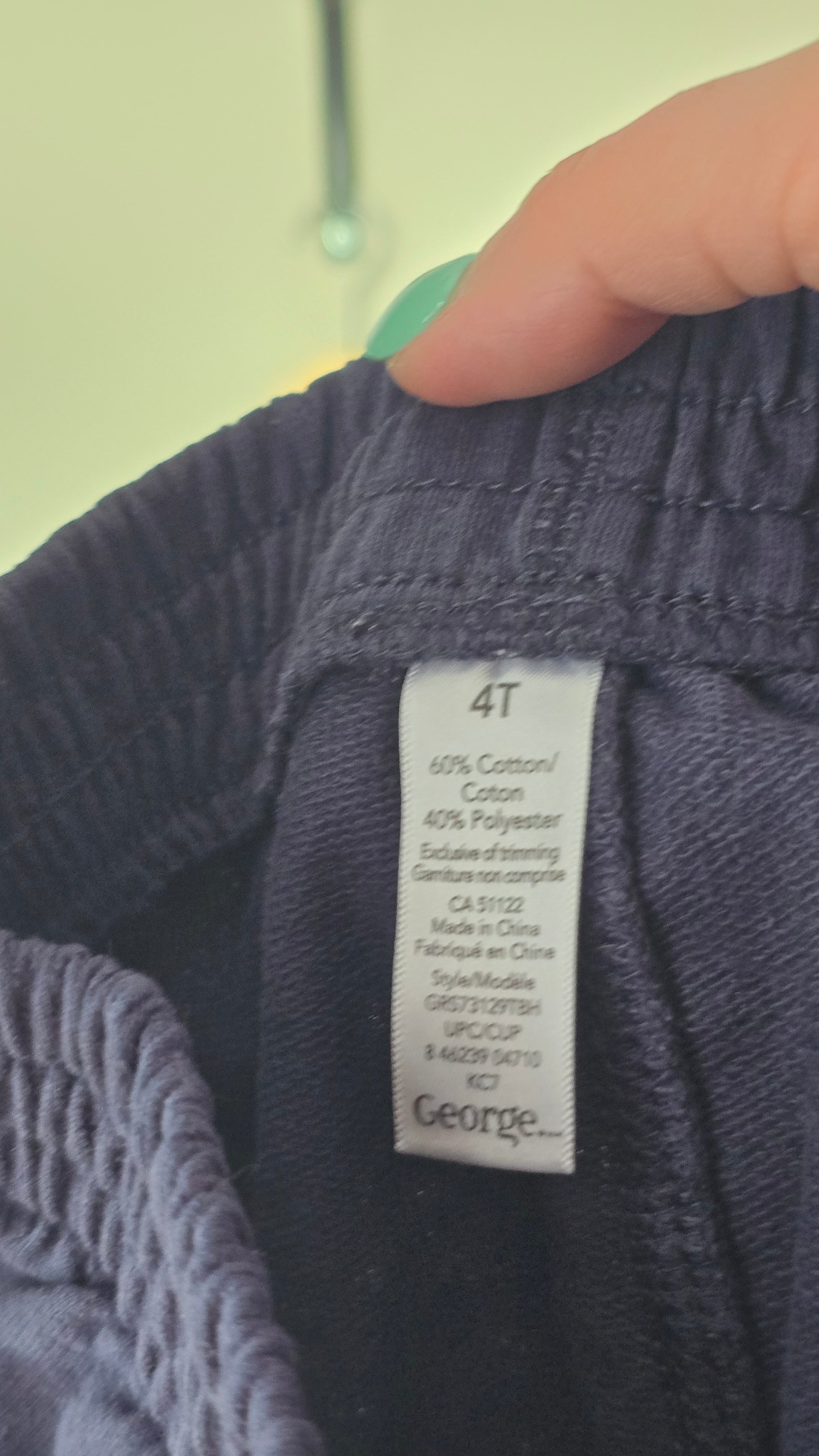 Short en molleton George 4 ans