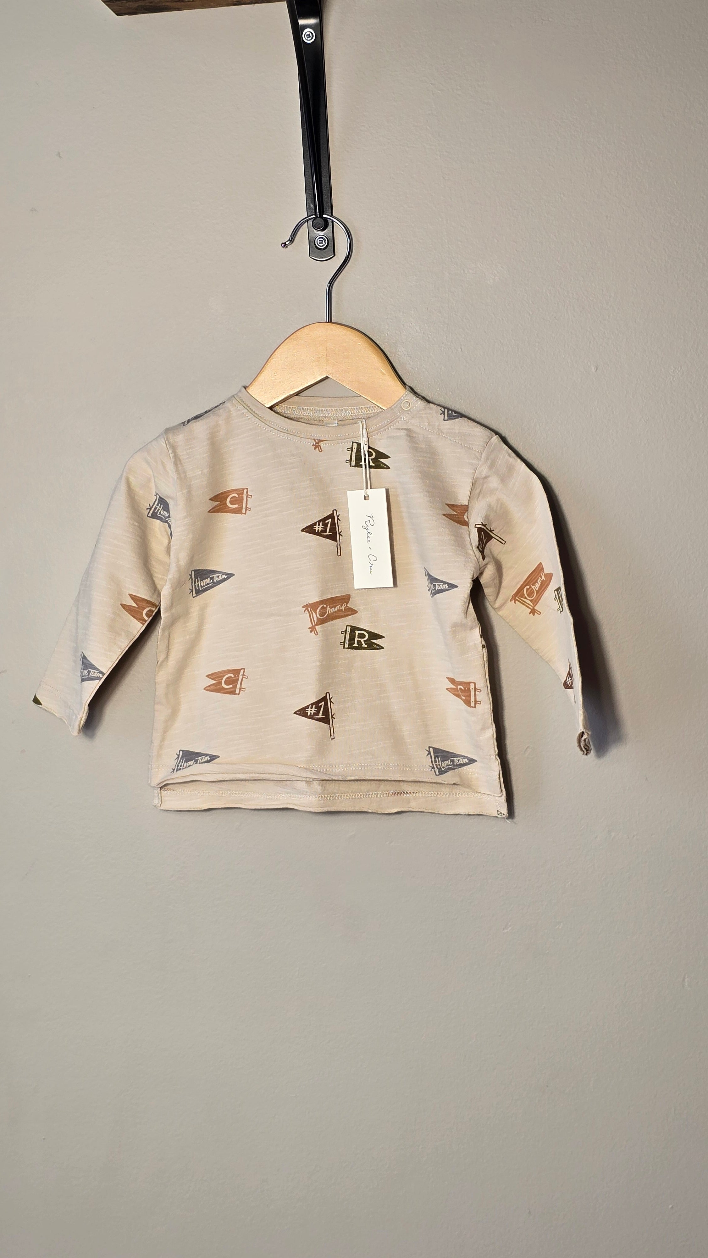 Chandail neuf Rylee+Cru 6-12 mois