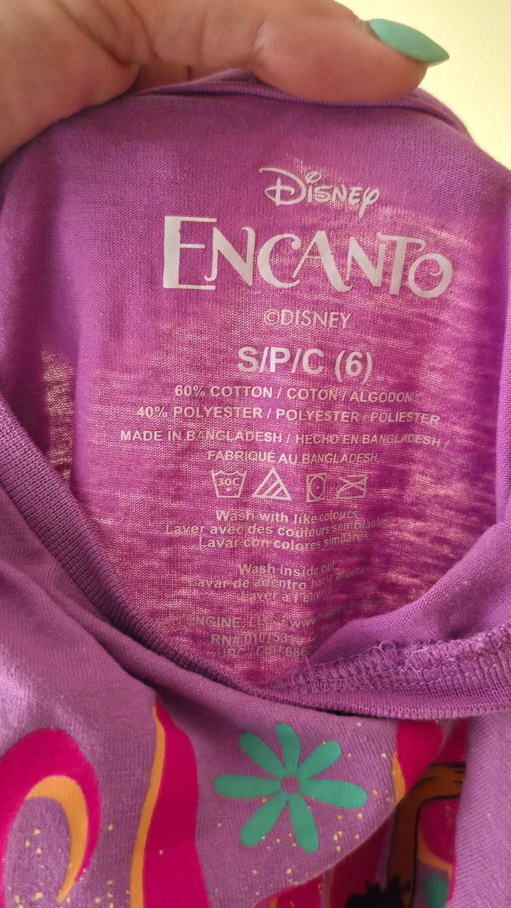 T-Shirt Encanto 6T