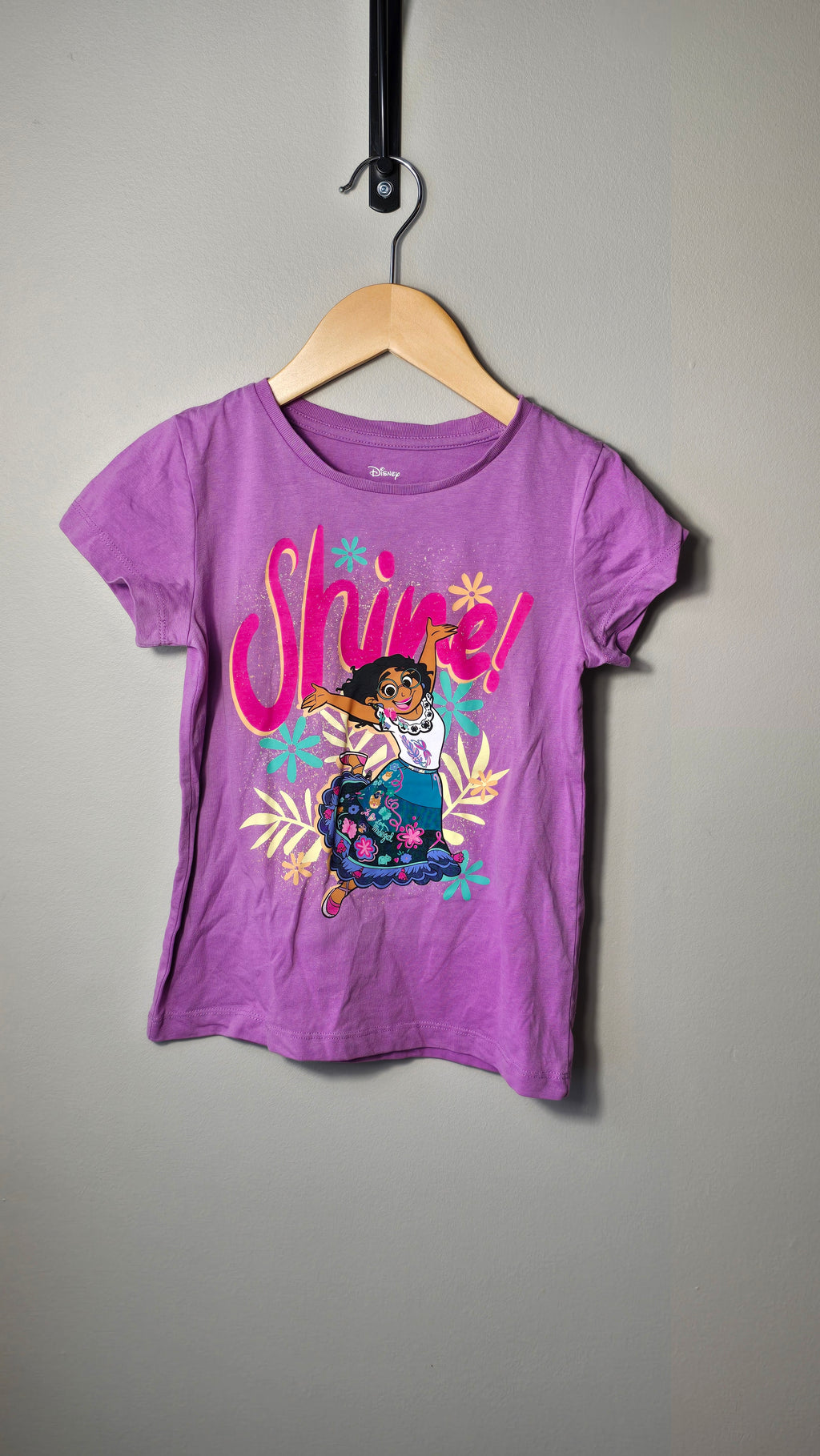 T-Shirt Encanto 6T