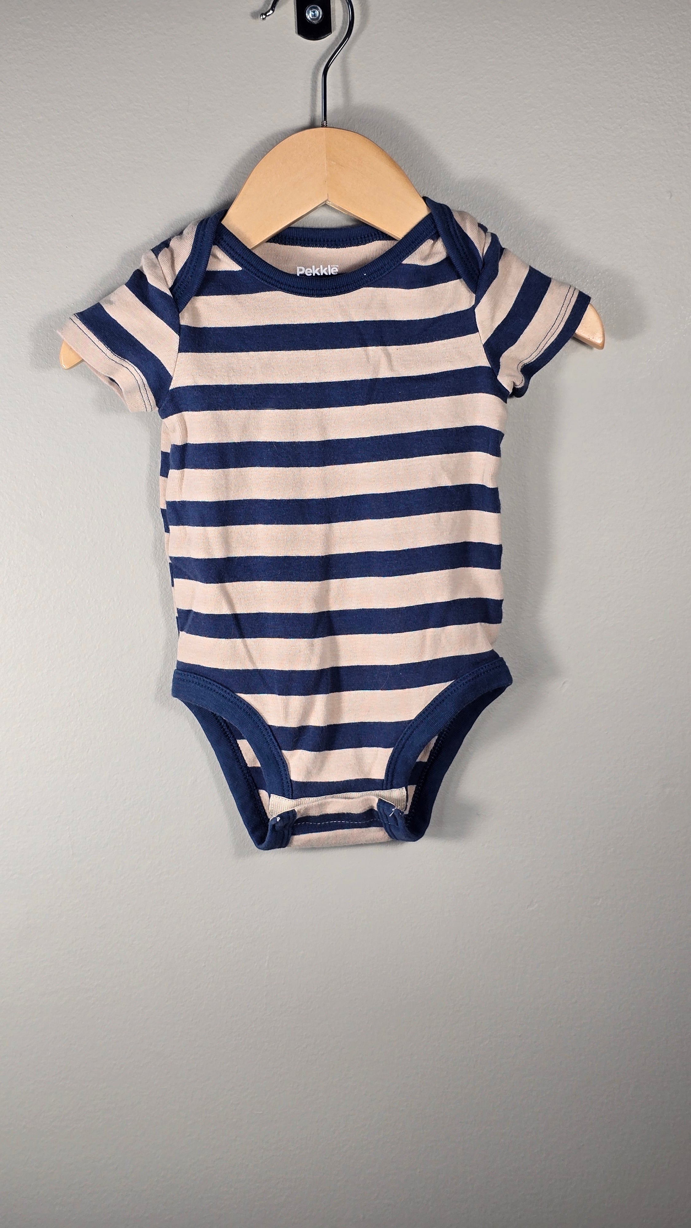 Ensemble cache-couche Pekkle 9 mois+Pantalon Joe Fresh 6-12 mois