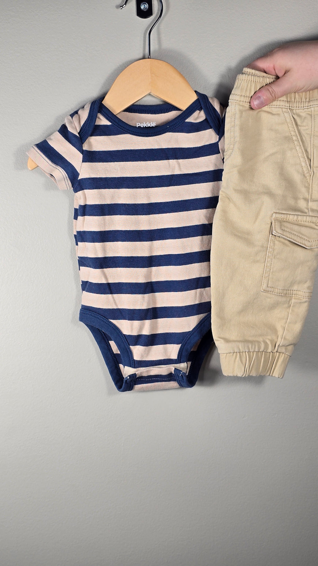Ensemble cache-couche Pekkle 9 mois+Pantalon Joe Fresh 6-12 mois