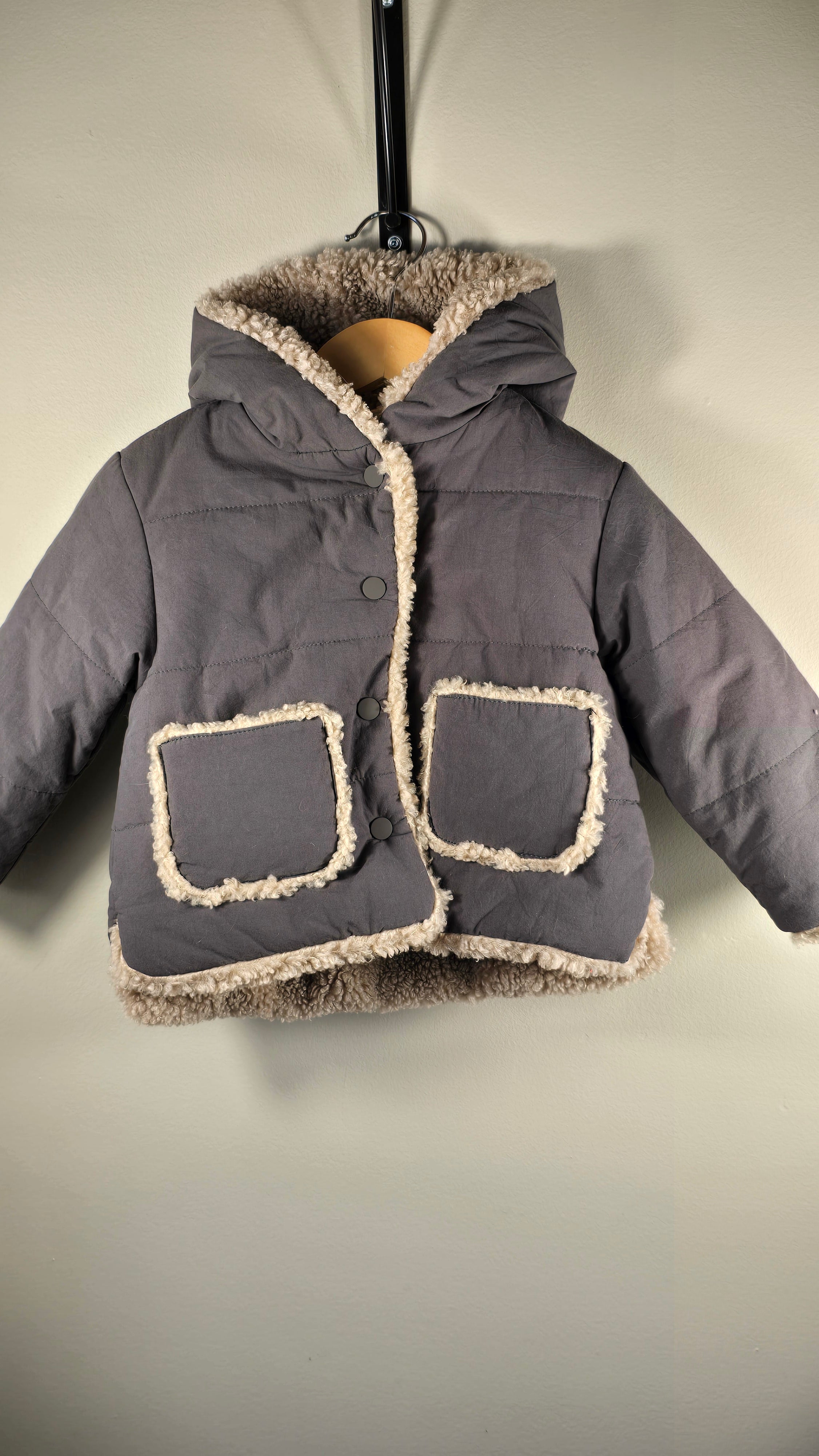 *Neuf* Manteau intérieur en sherpa Zara 12-18 mois *Fait grand
