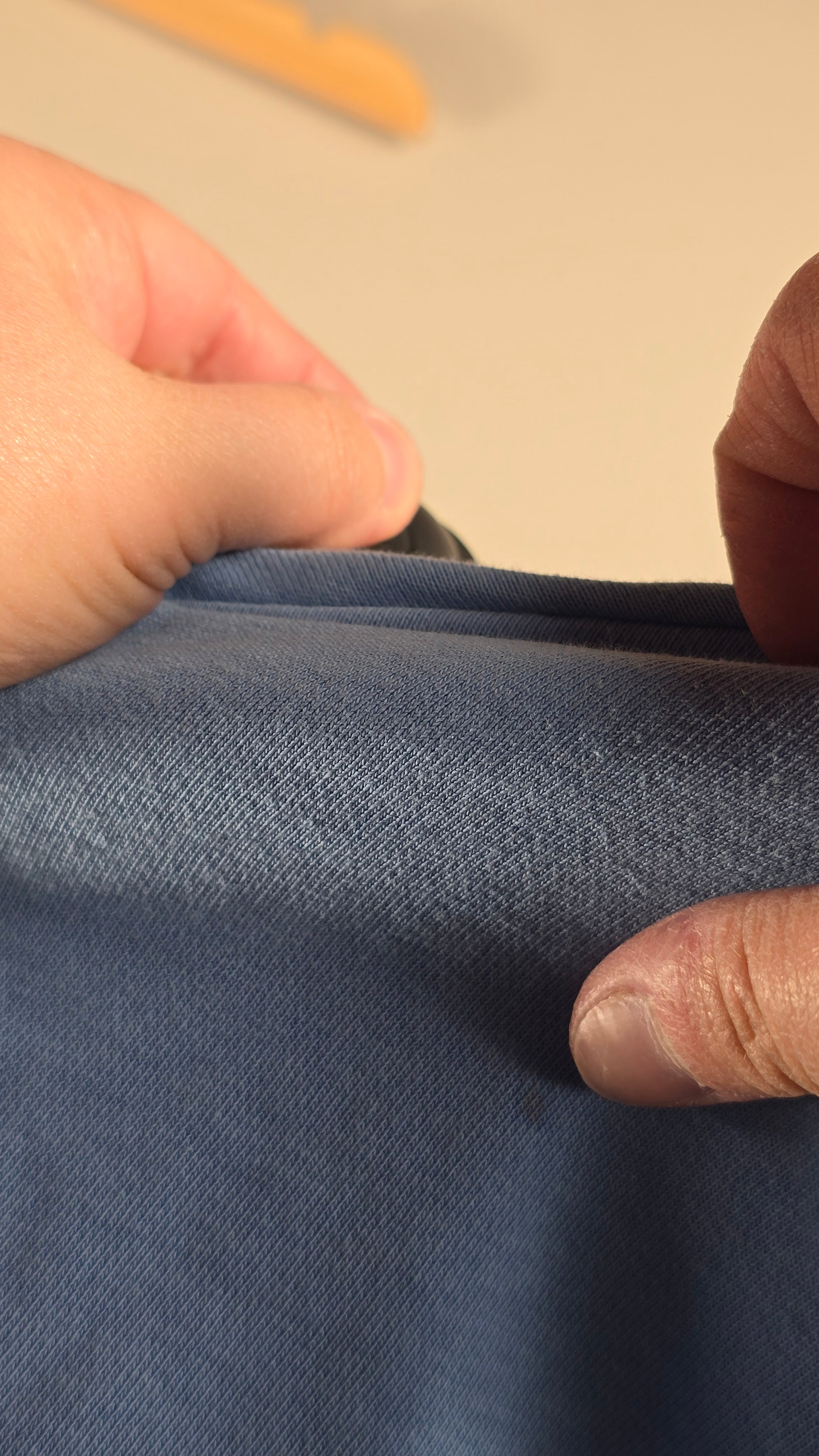 Crewneck | H&M x Super Sonic | 2-4 ans *petite tache dans le haut du dos