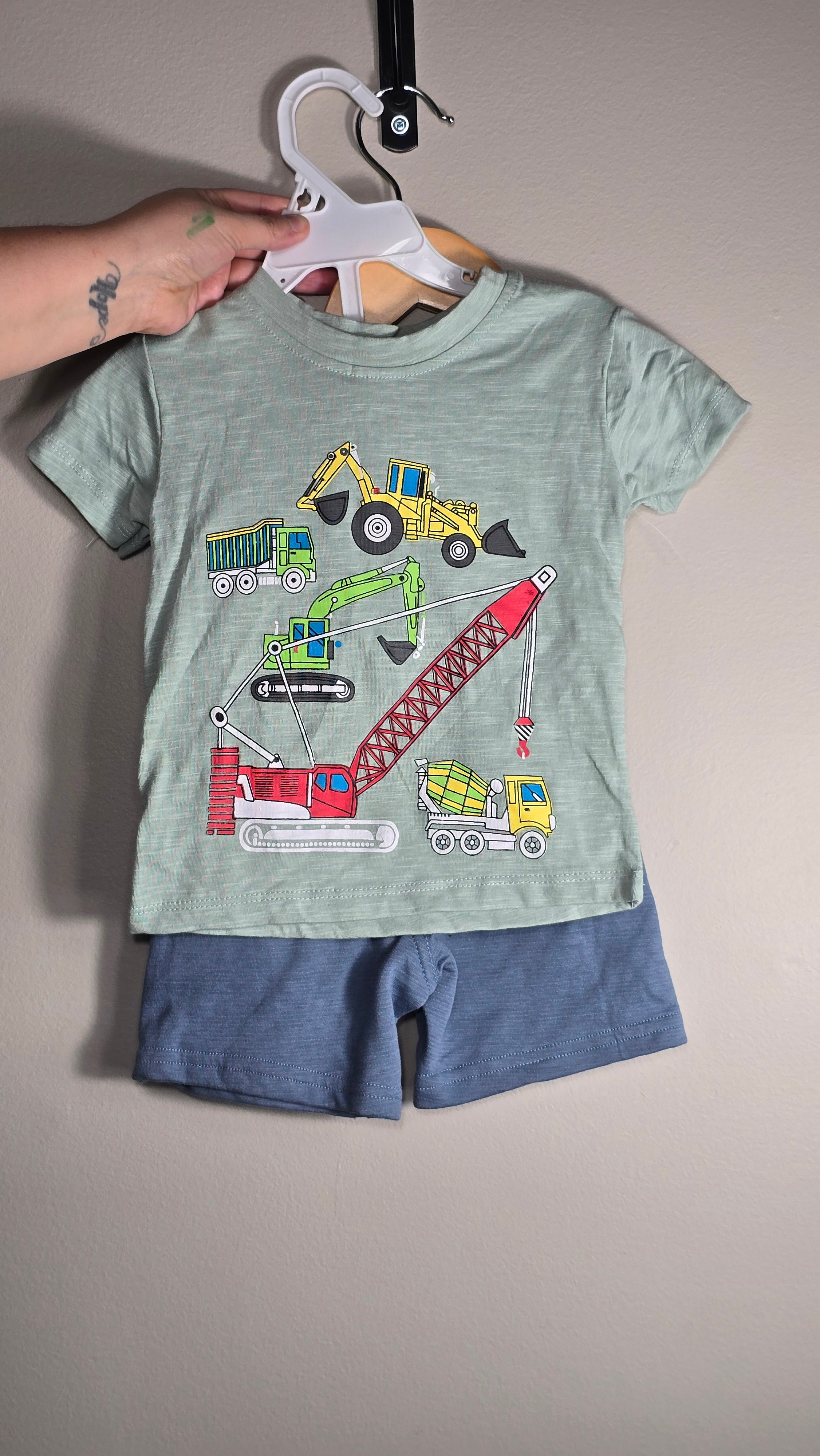 *Neuf Ensemble machinerie lourde | Cat & Jack | 18-24 mois