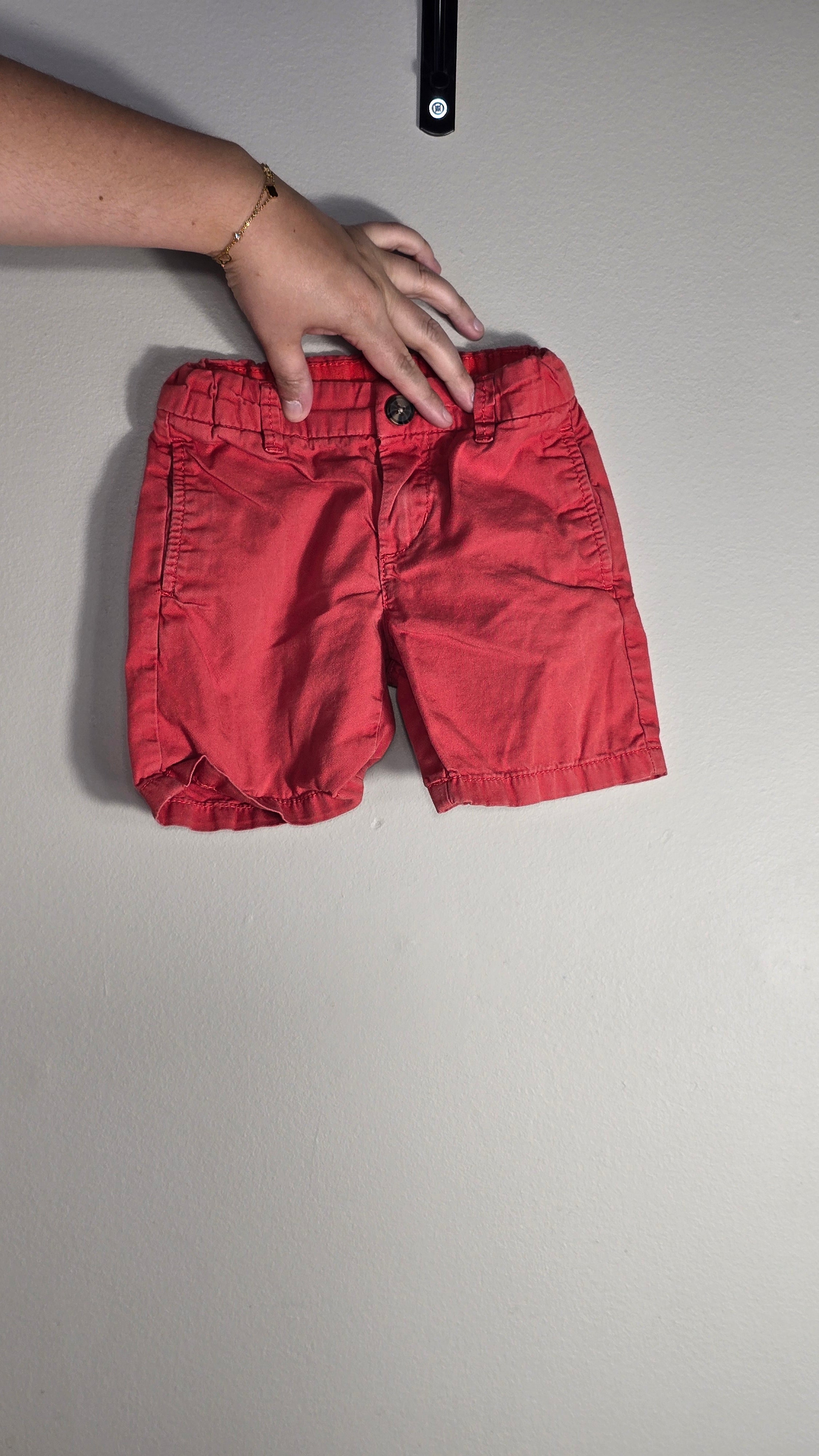 Short | H&M | 1 1/2-2 ans *Semble un peu pâli
