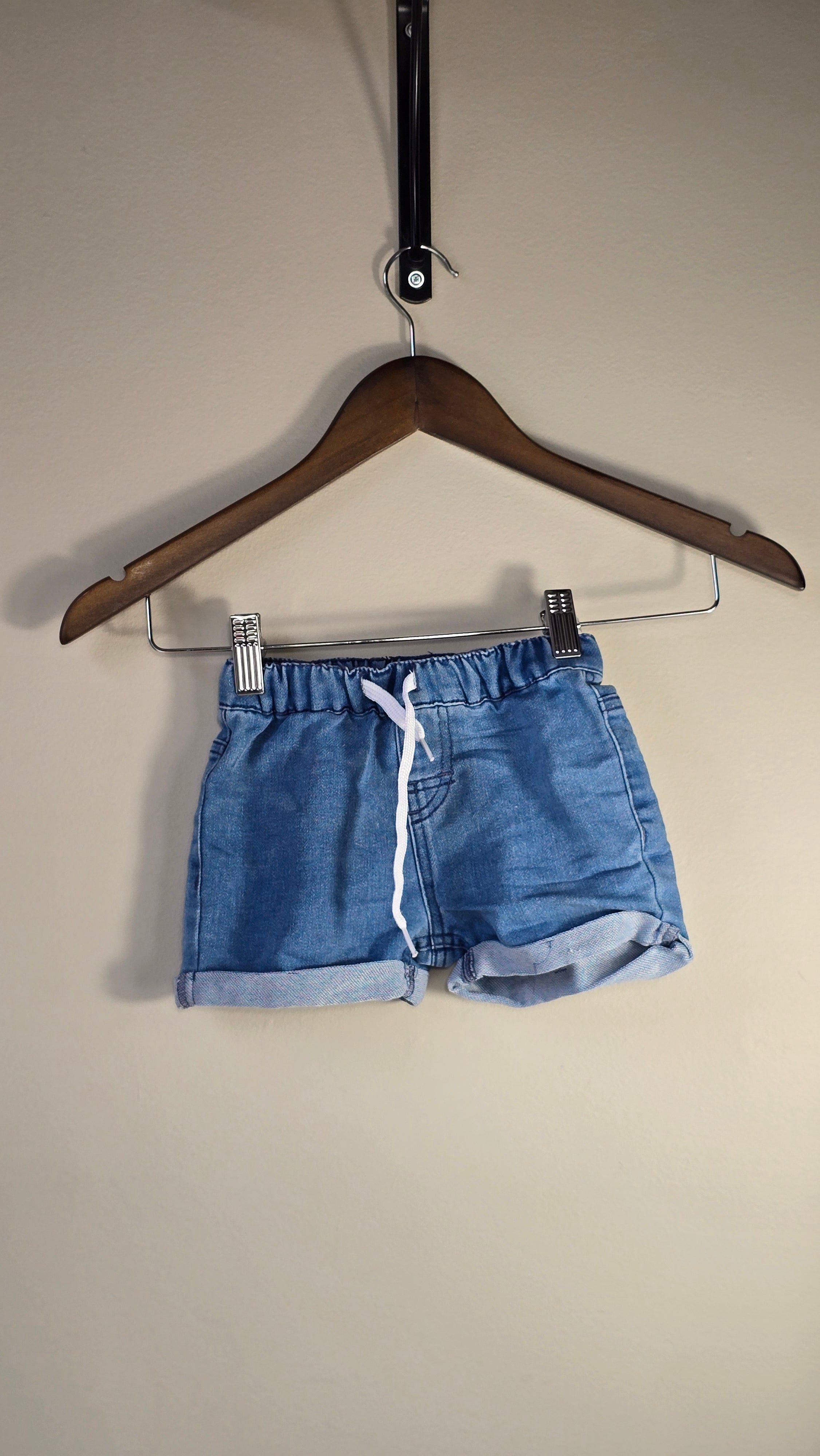 Short en jeans à taille extensible | TAG | 9 mois