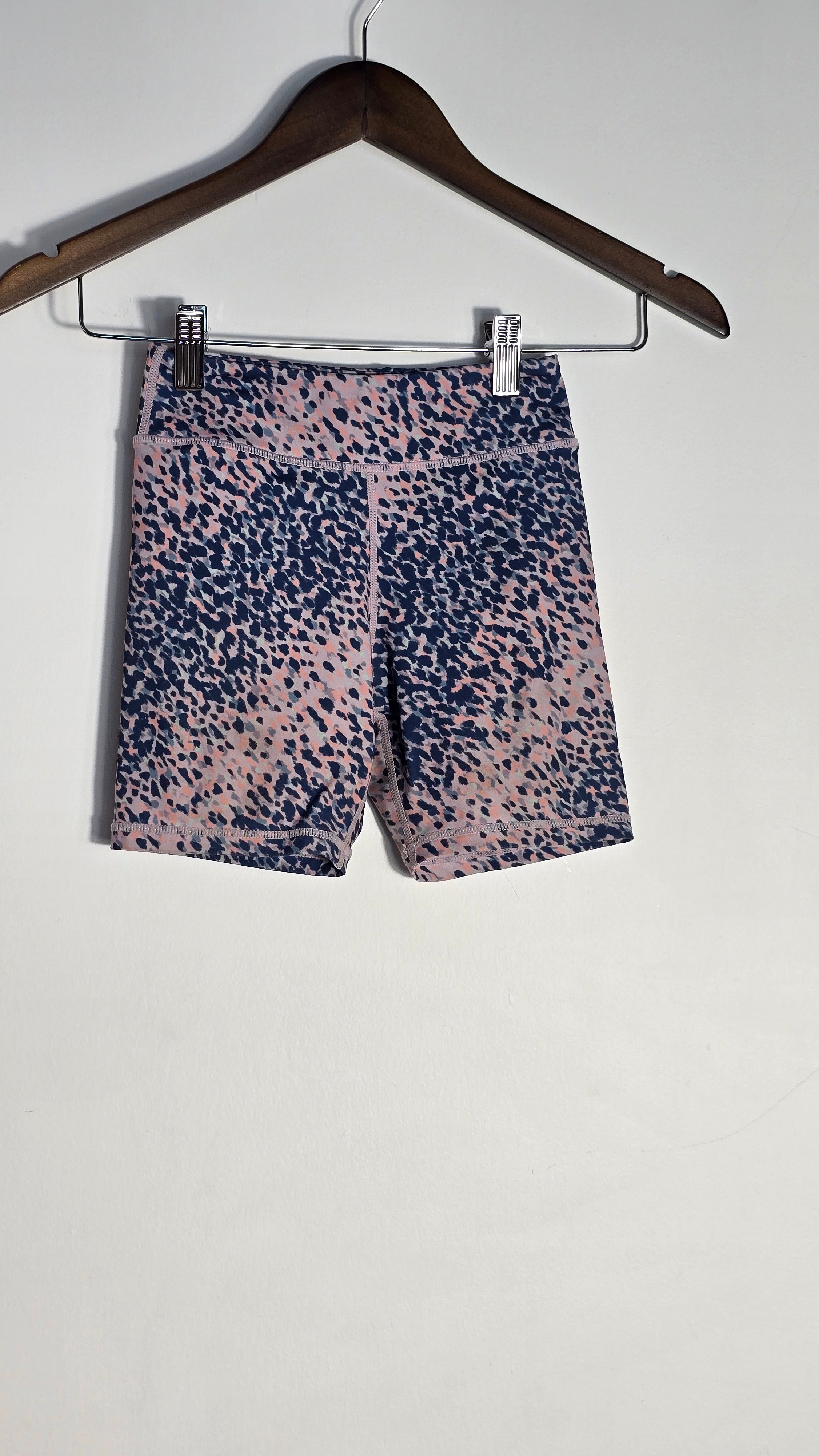 CONS AT | Biker short tissu sport | TAG athletica | Estimé 6-7A