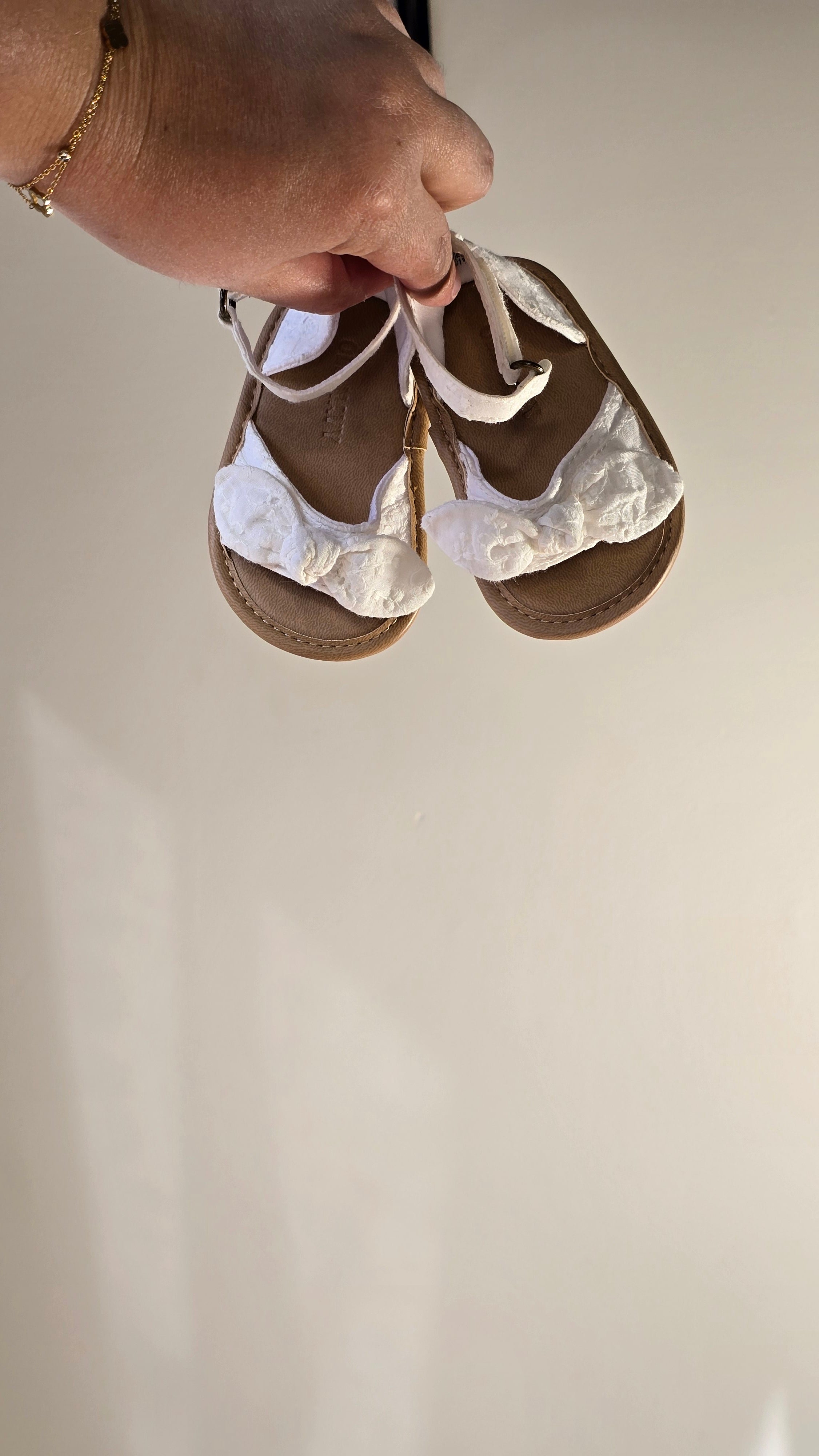 Sandales à velcros | Old Navy | 3-6 mois