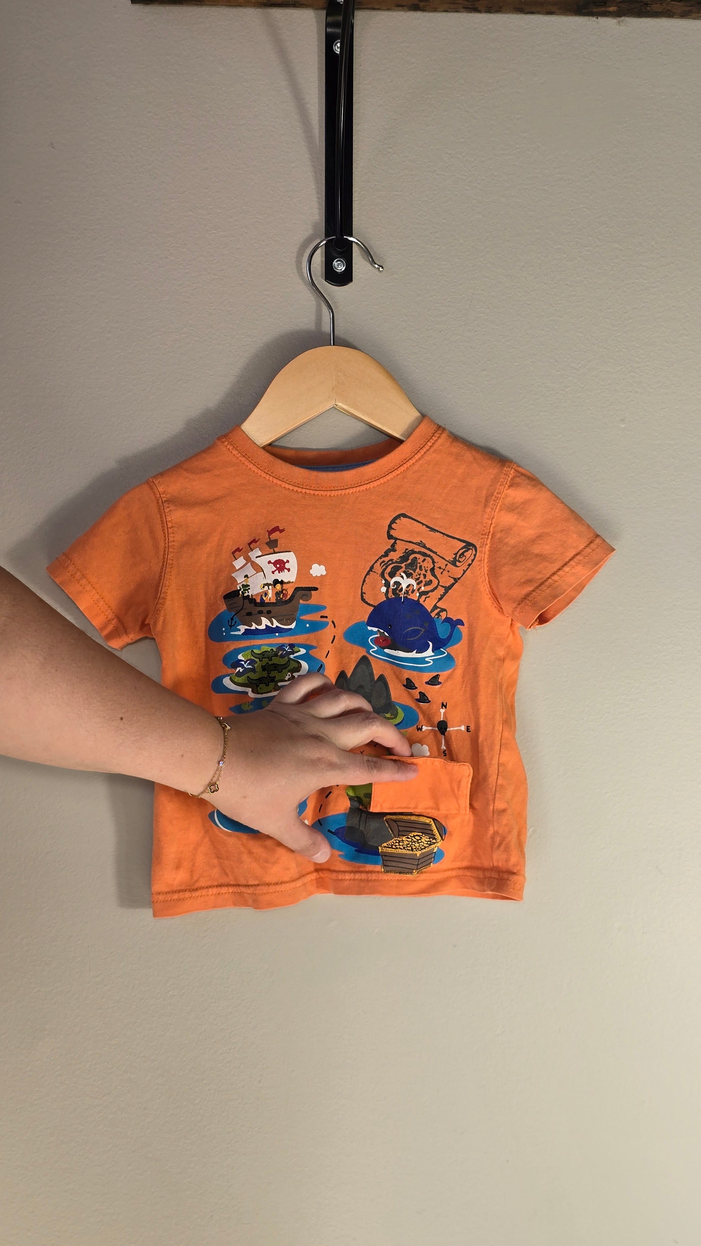 T-shirt à porte secrète | George | 2T *dessins un peu craqués