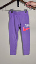 Legging | Nike | 6A *Écriture pailletée, très légèrement craquée