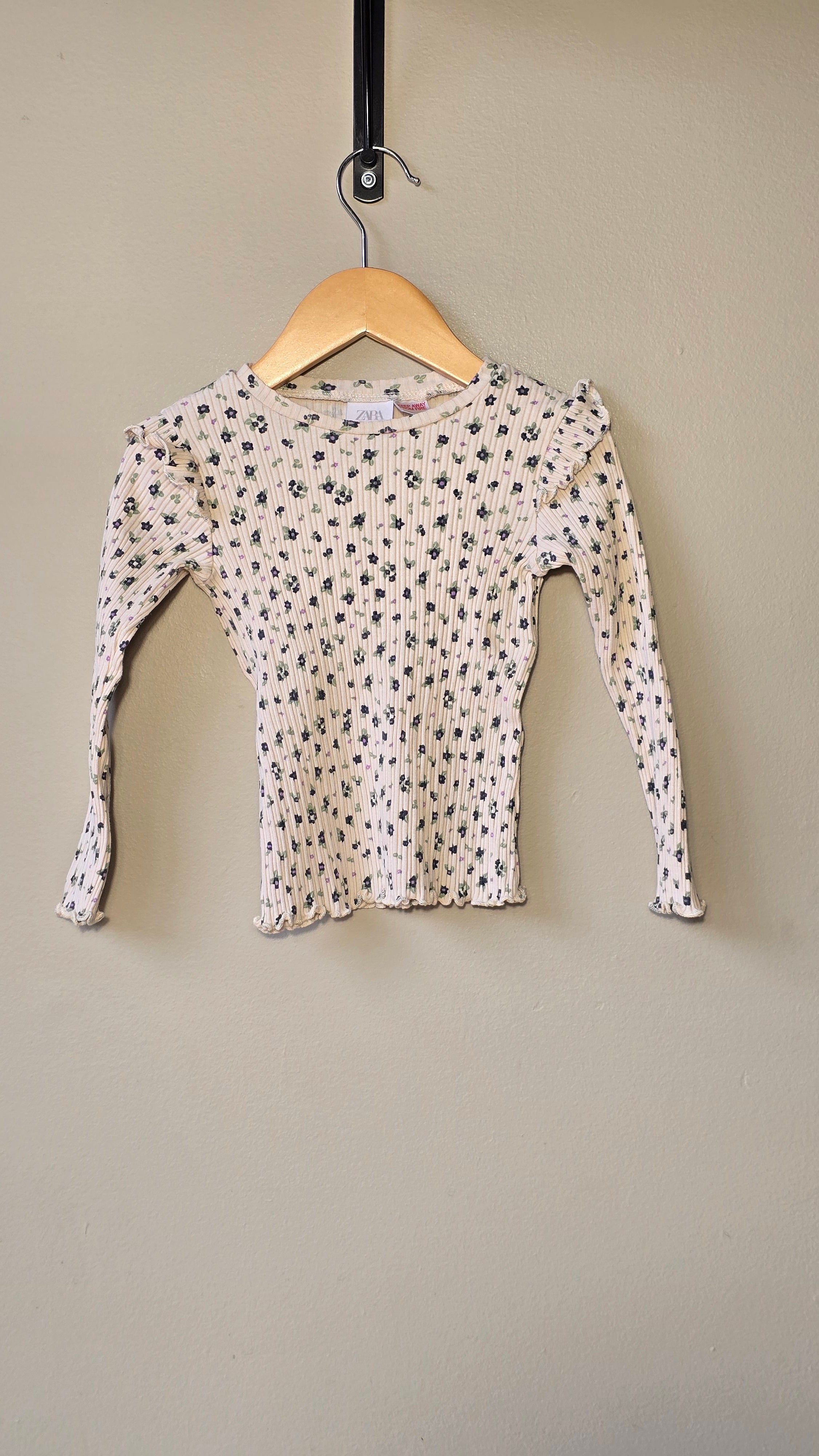 Chandail fleuri côtelé à manches longues | Zara | 2-3 ans