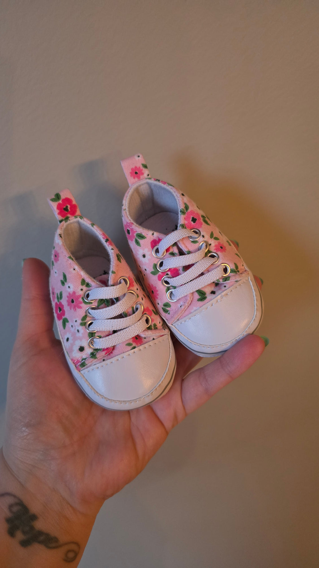 Chaussures fleuries pour bébé 0-3 mois