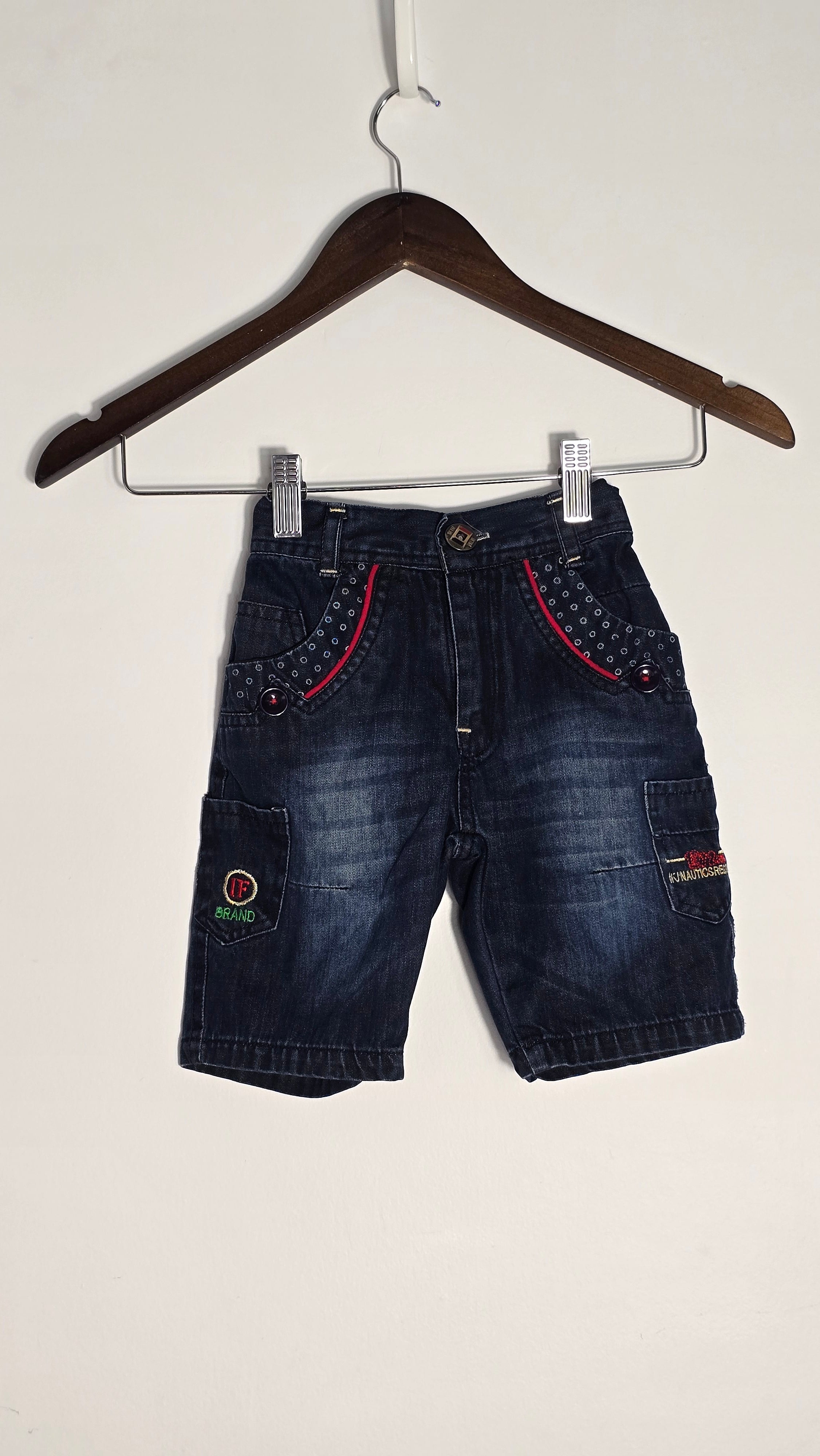Short en jeans  | Marque inconnue *Vintage? | estimé 2-3 ans