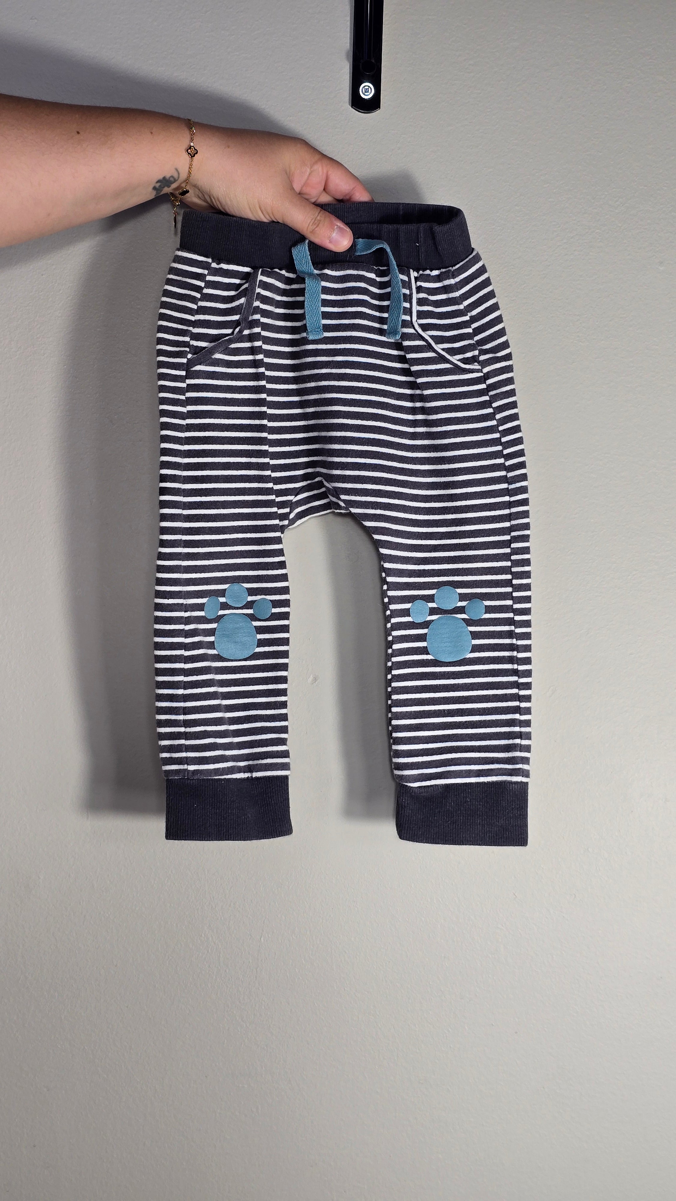 Pantalon | Petit Lem | 18 mois *Fausses poches et cordon non fonctionnel *Légèrement mousseux