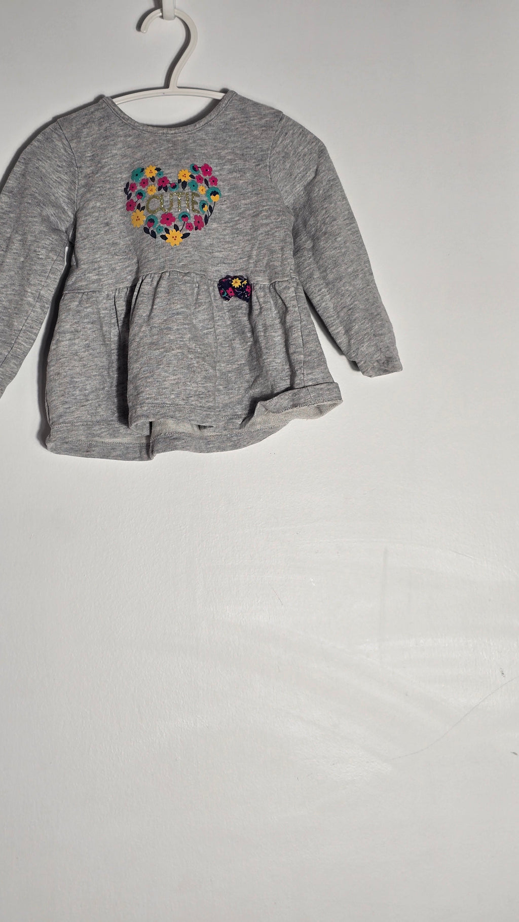 Lot pour filles (13 mcx) 18 mois  | Carter's, Rococo, Romy&Aksel, Pekkle, etc.