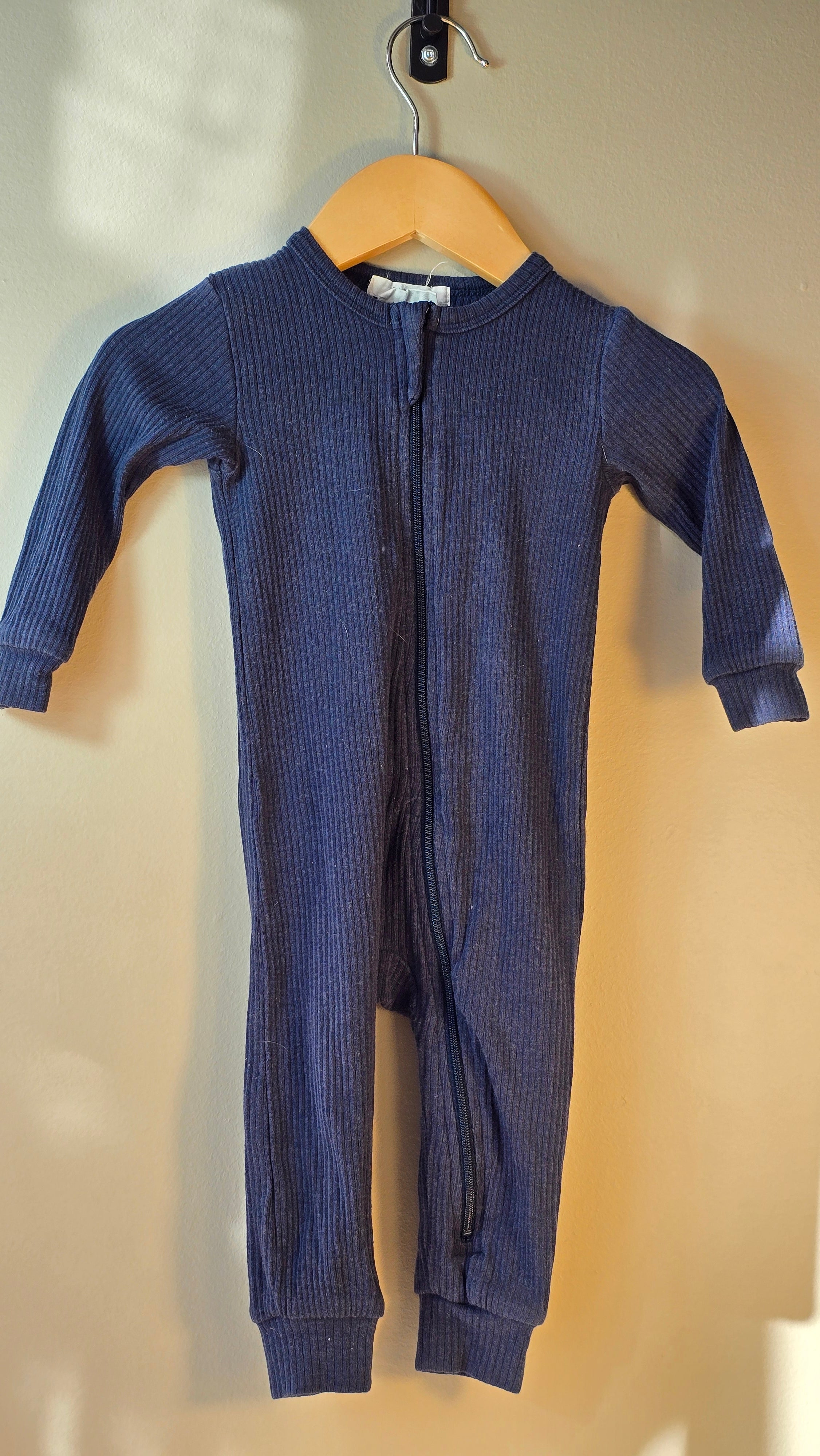 Pyjama côtelé | Firsts by Petit Lem | 9 mois *Légers signes d'usure