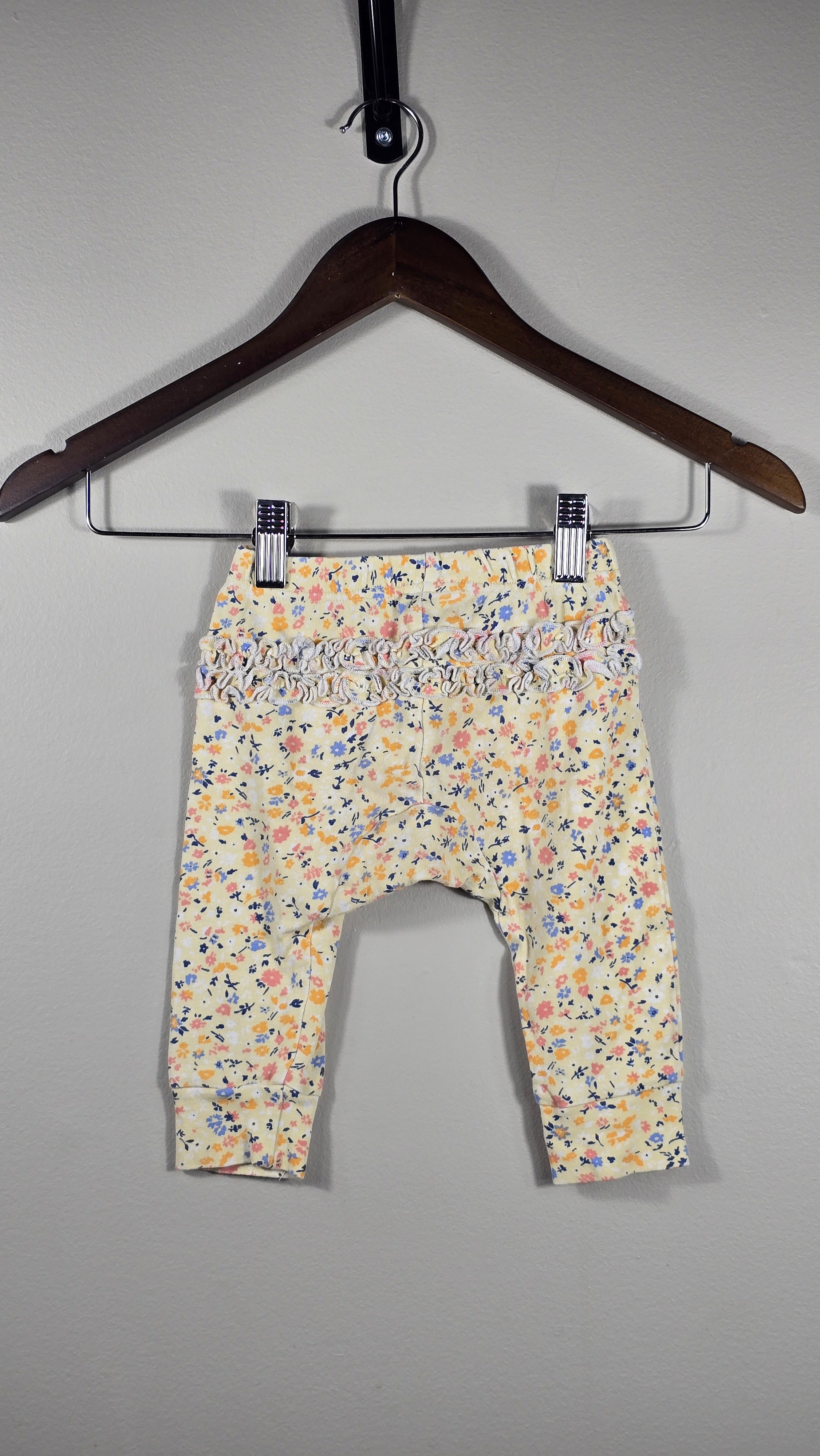 Lot de 2 pantalons fleuris | Laura Ashley baby et Trois Moutons | 12 mois