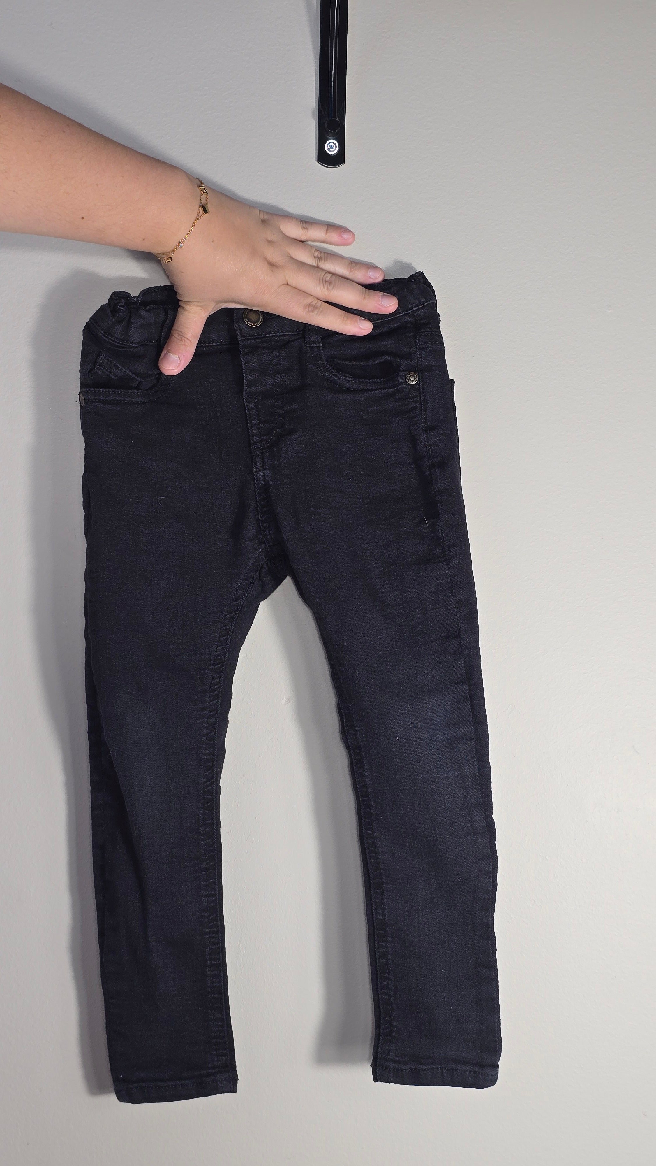 Jeans skinny | Zara | 3-4 ans *Semble très légèrement pâli