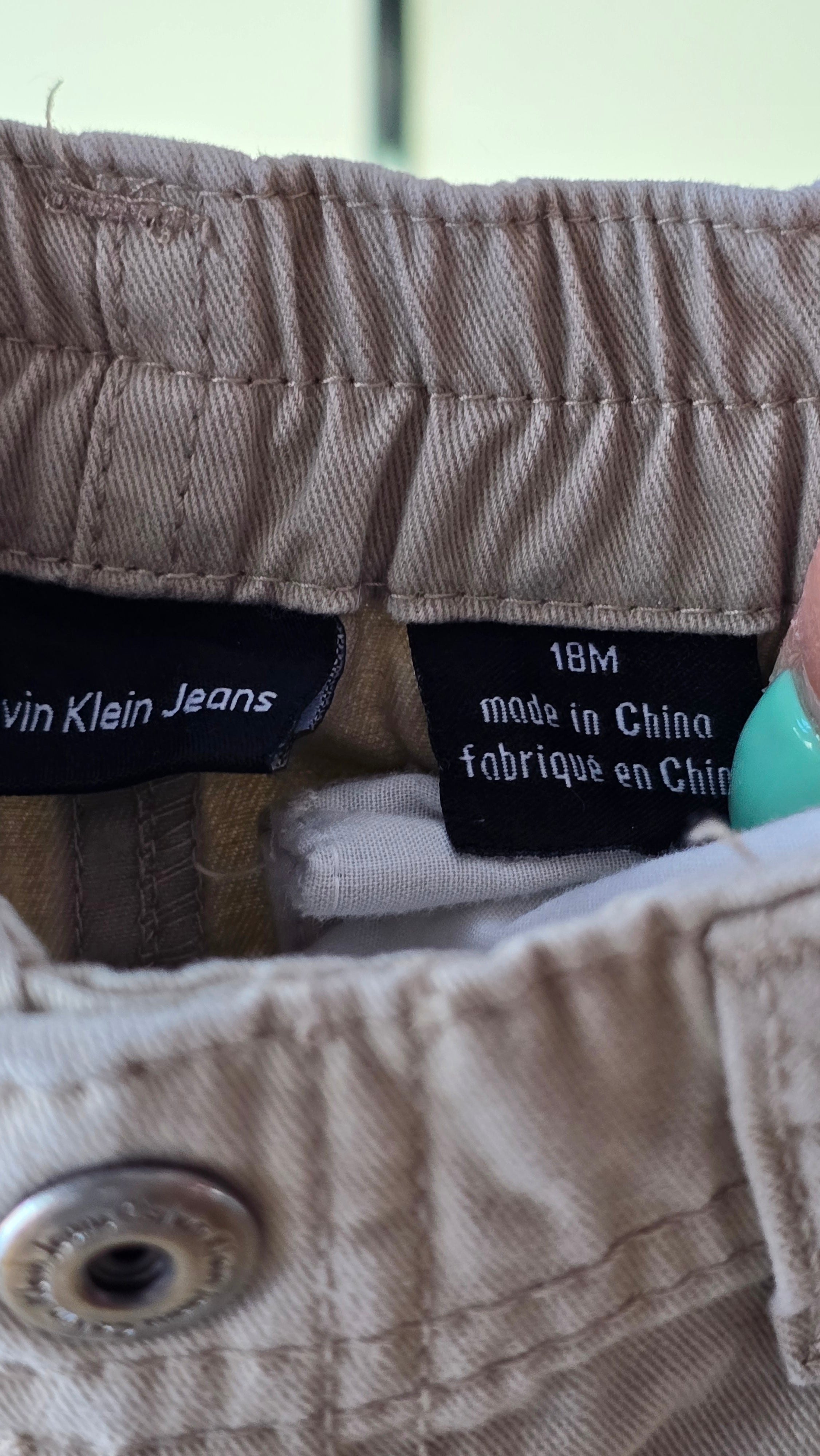 Short cargo Calvin Klein 18 mois