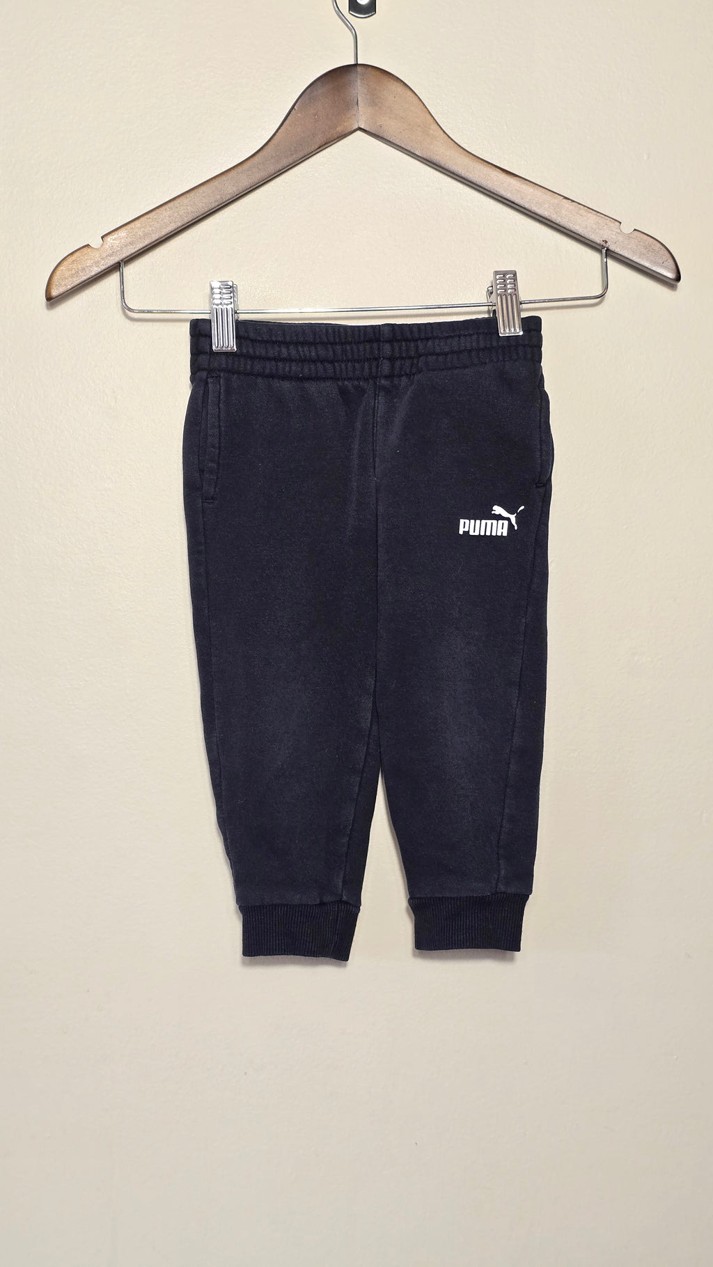 Jogger | Puma | 3T *Slightly damaged logo