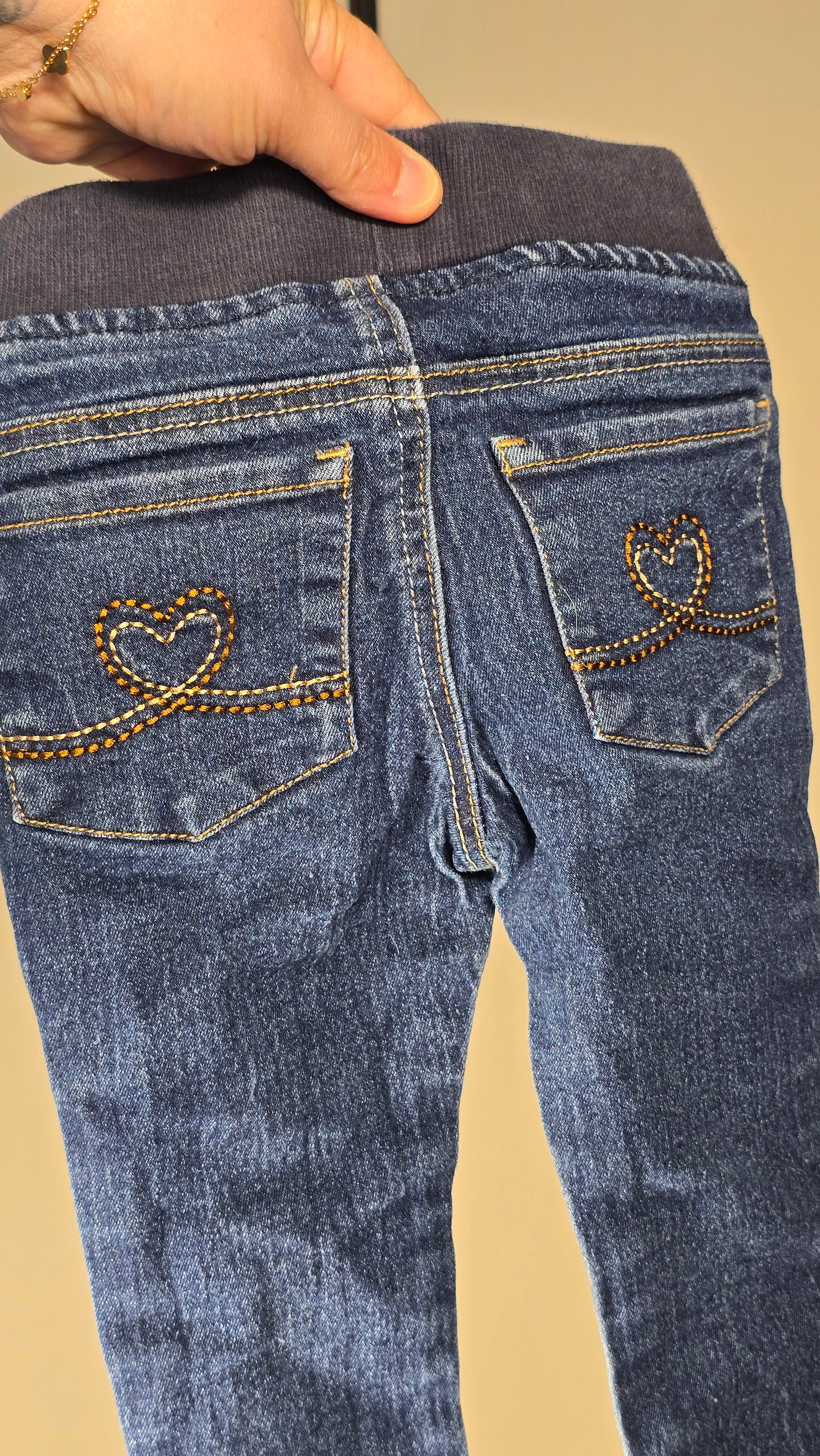 Jeans à taille élastique | TAG | 18 mois *Broderie de coeur sur les fesses