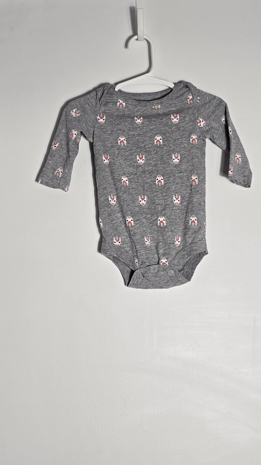 Petit lot (9 mcx) fille 3-6 mois | Baby Gap, Baby Bundles, Carter's, Losan, George, Gagou Tagou