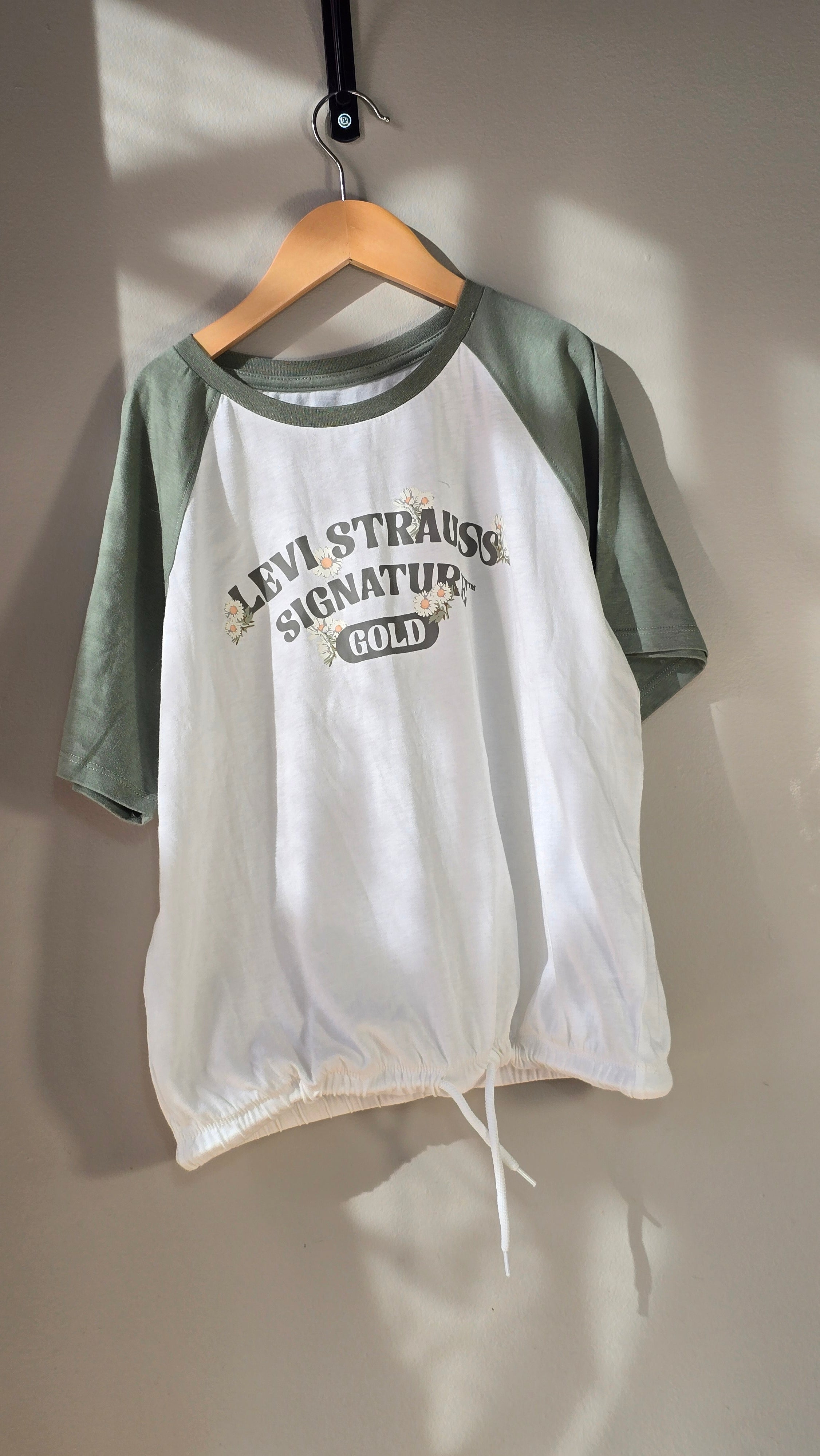 T-shirt à taille cintrée | Levi's | XL (13-15 ans)