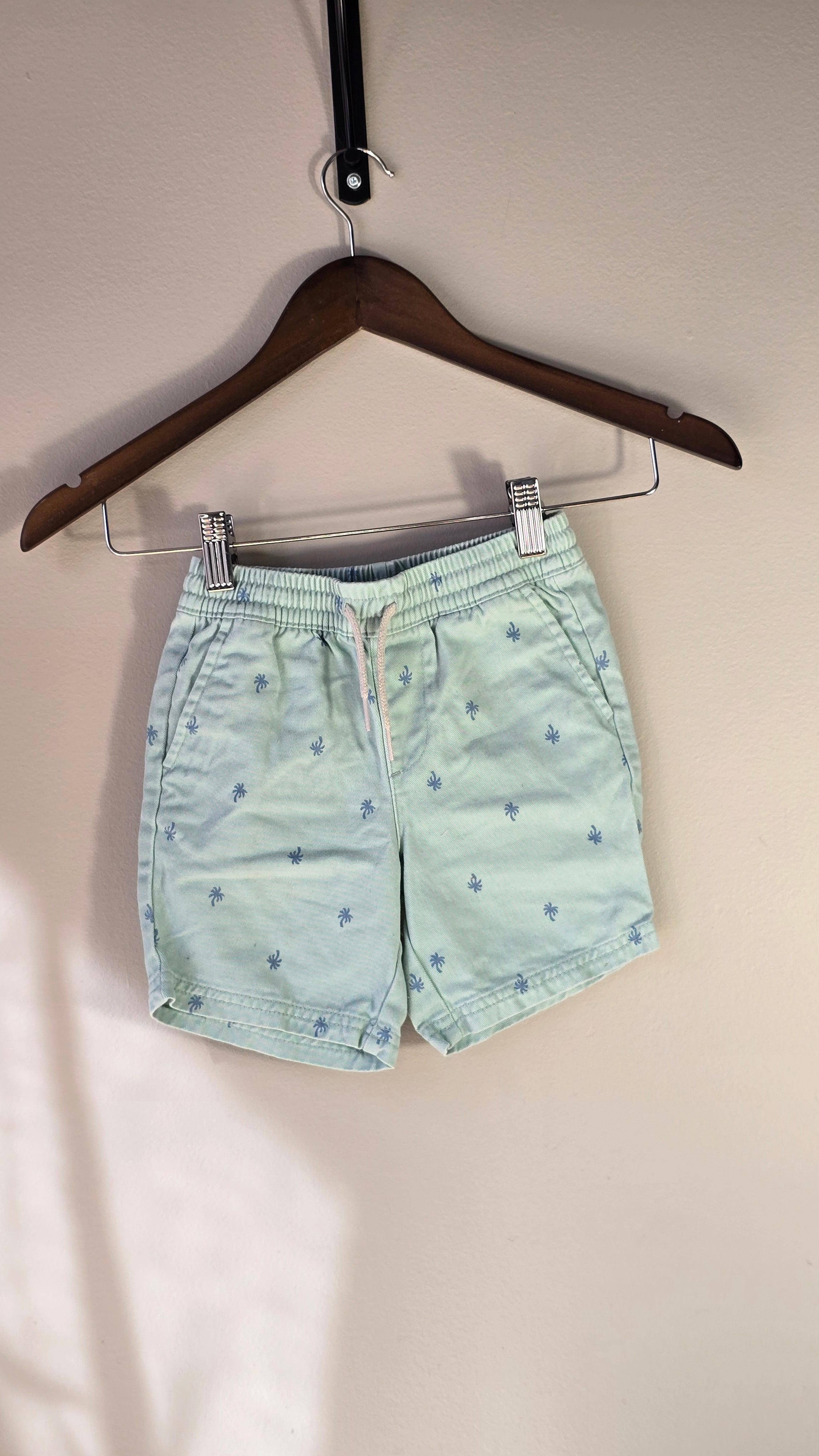 Short en denim imprimé palmier | Old Navy # 3T