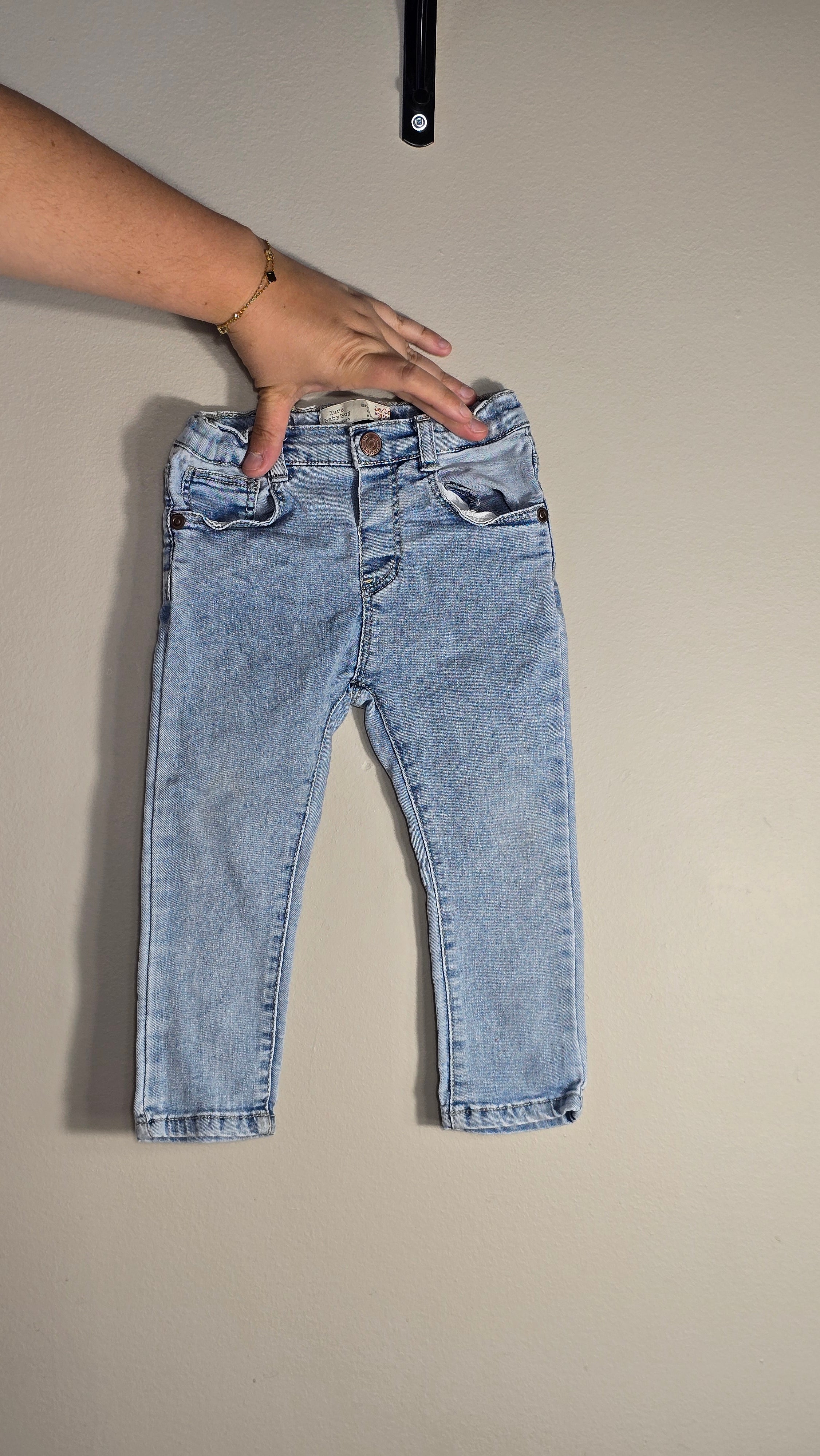 Jeans effet délavé | Zara | 12-18 mois