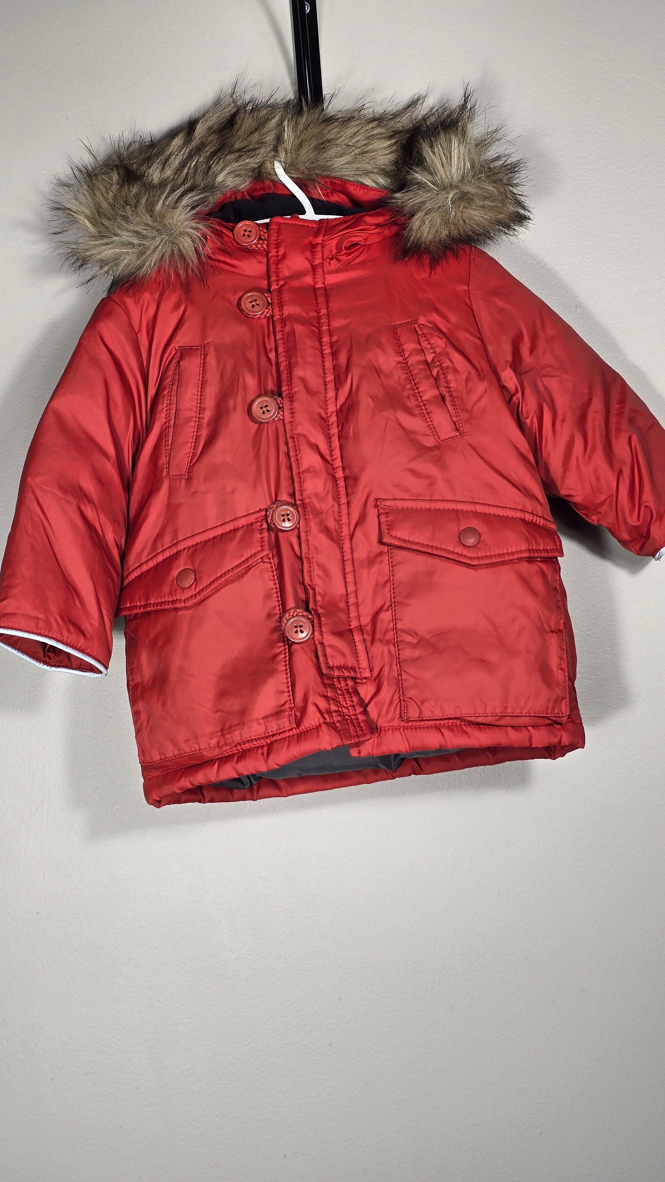 CONS JFR | Manteau matelassé | Baby Gap | 12-18 mois *Corps et capuche doublé en polar