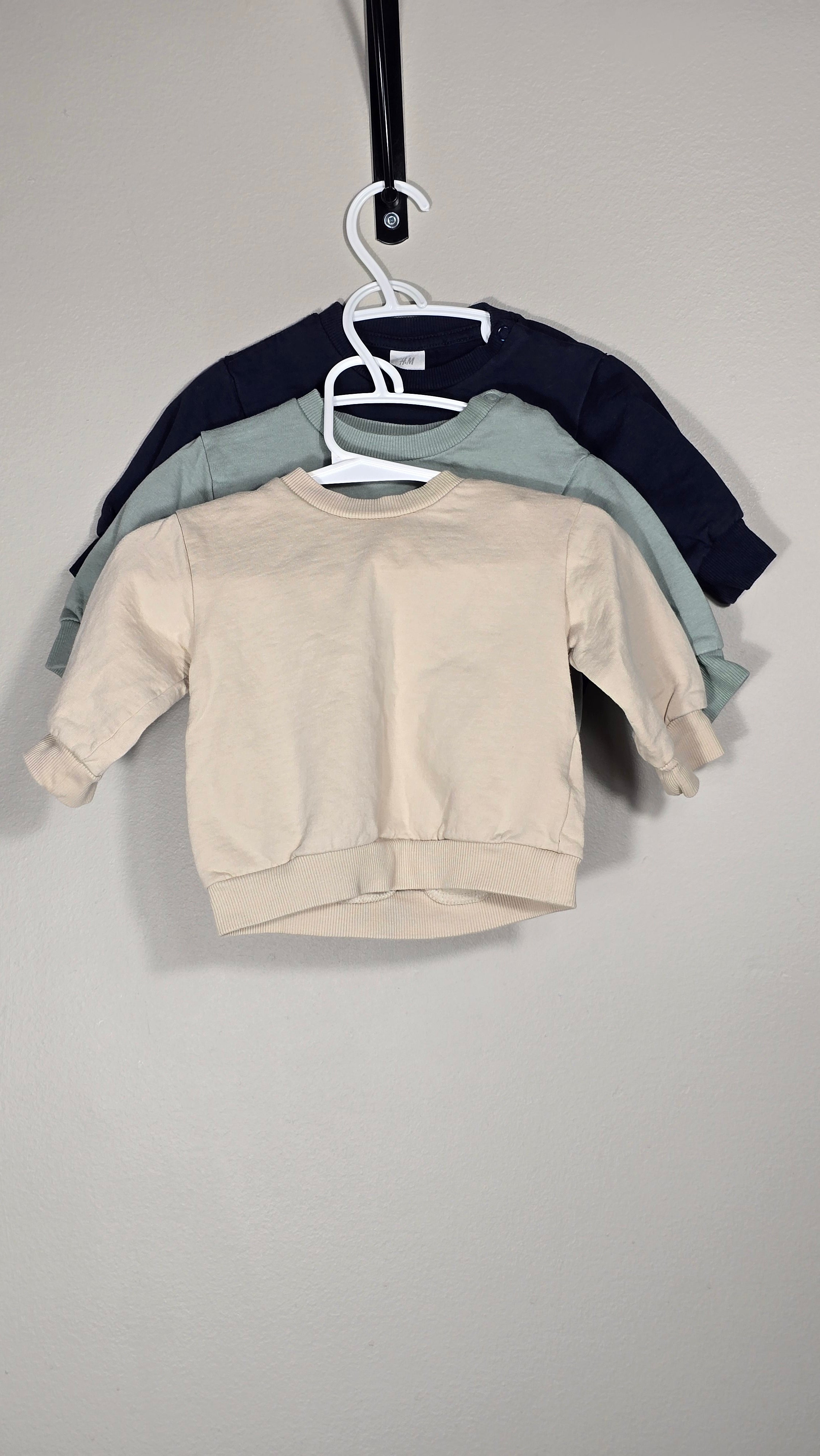 CONS JFR | Ensemble de 3 crewnecks | H&M | 2-4 mois