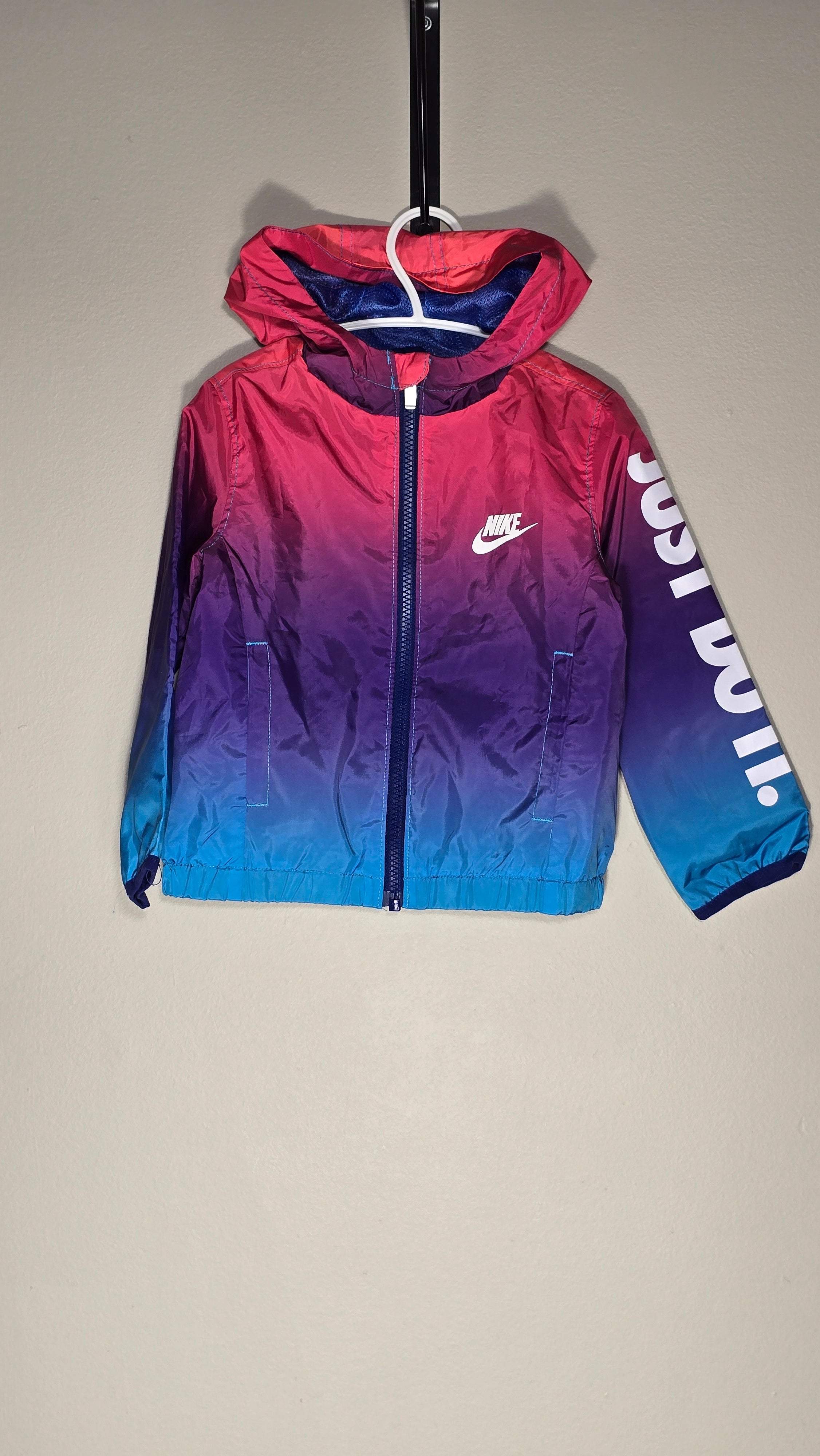 *Windbreaker | Nike | 2T