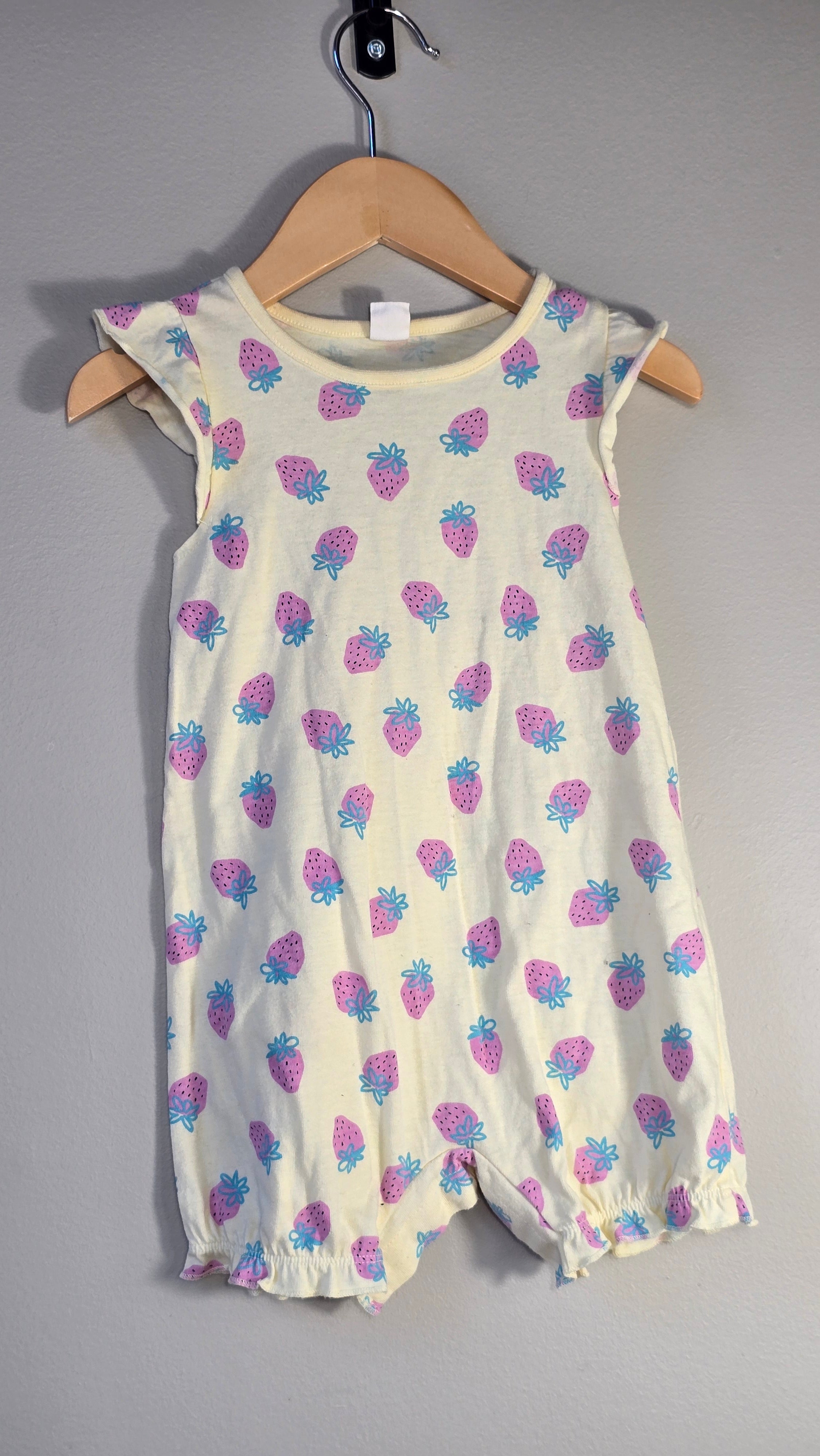Strawberry Romper | PL Baby | 24 months *Tiny stain