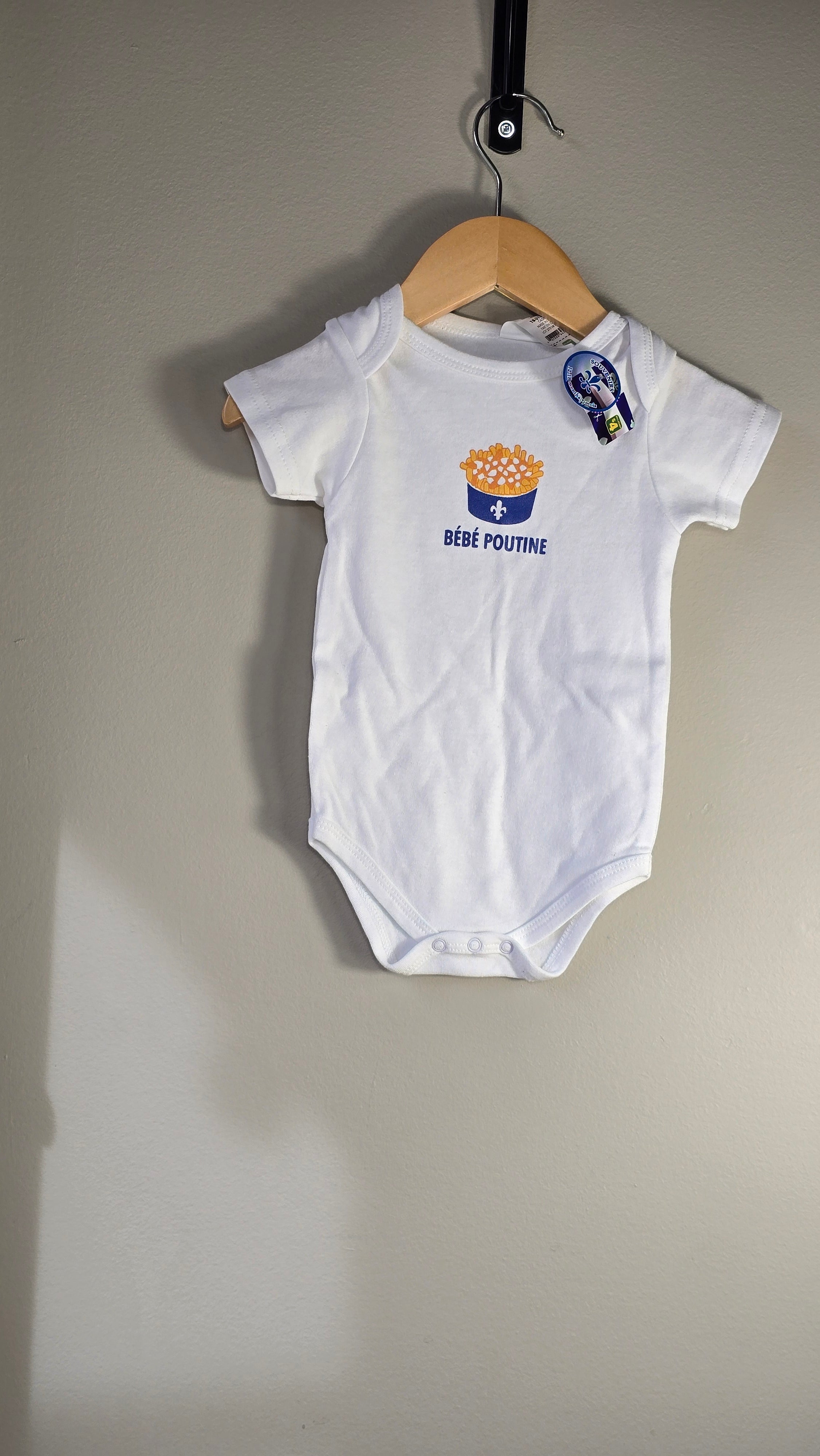 Cache-couche bébé poutine | Souvenirs Québec | 12 mois