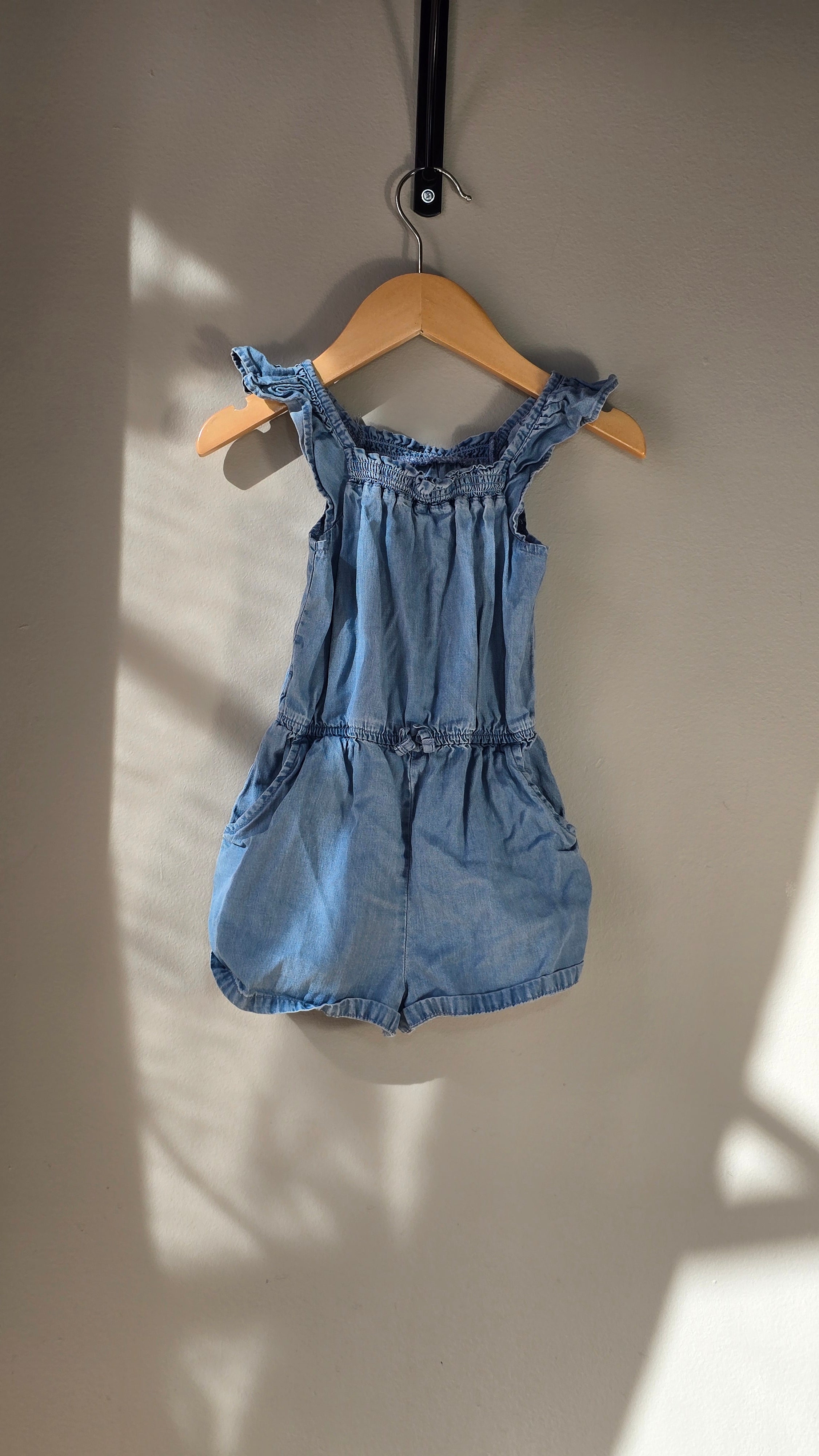 Romper en denim mince | George | 2T *légers signes d'usure