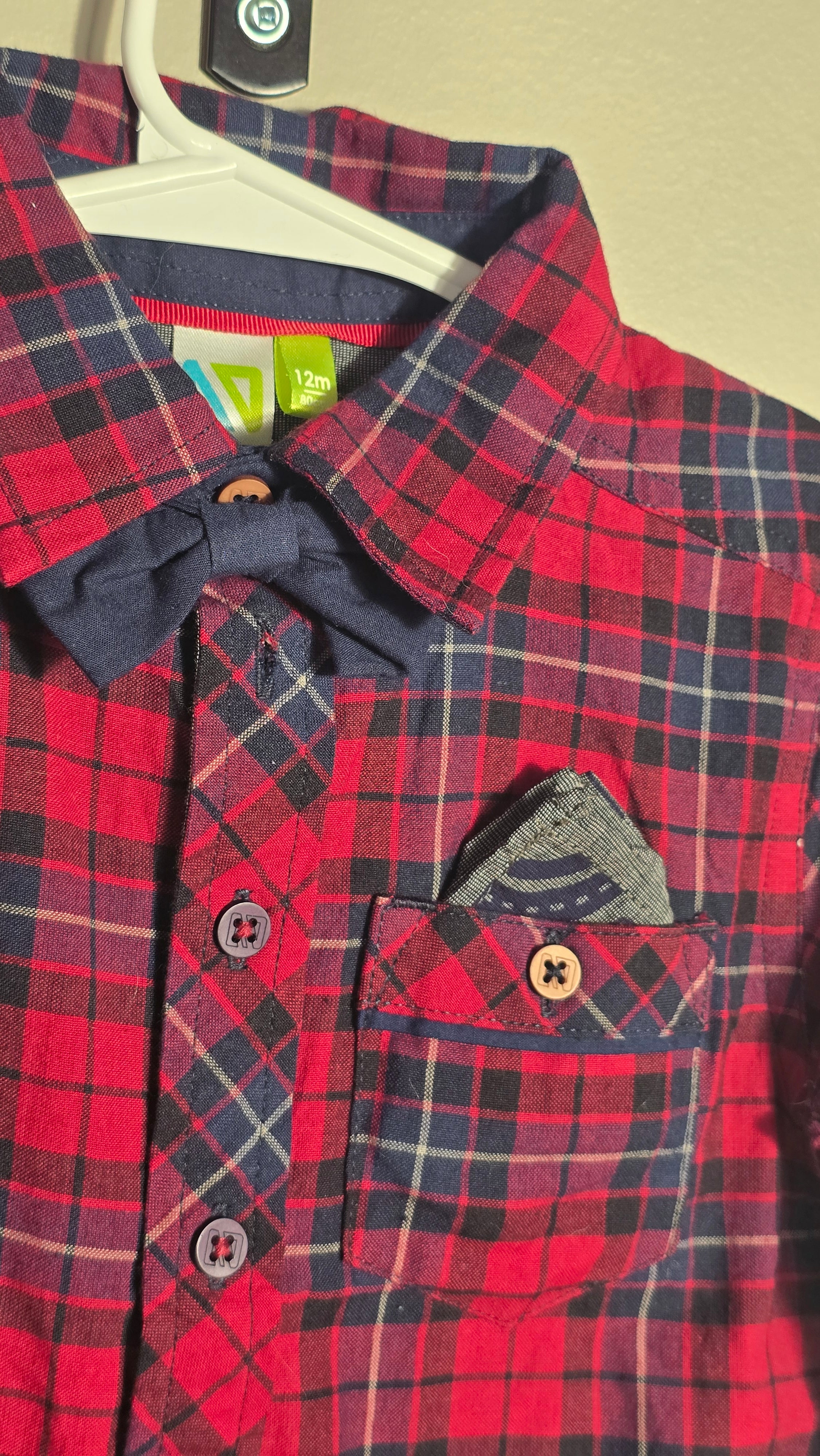 Chemise à carreaux | Nanö | 12 mois *Inclus un noeud papillon et un mouchoir dans la poche