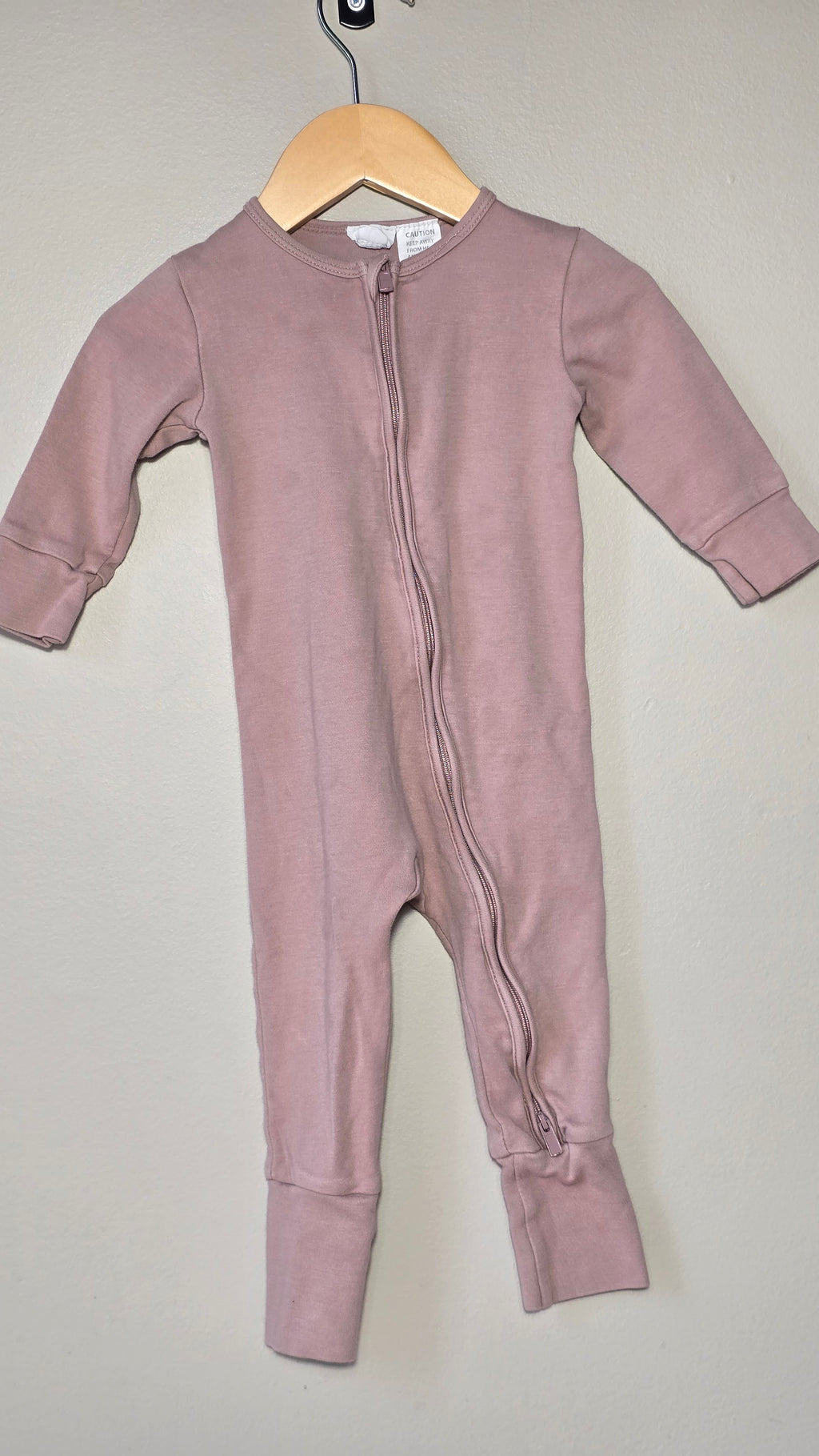 Footless pajama - Dusty pink | Jamie Kay | 6-12 months *Imperfect at the collar