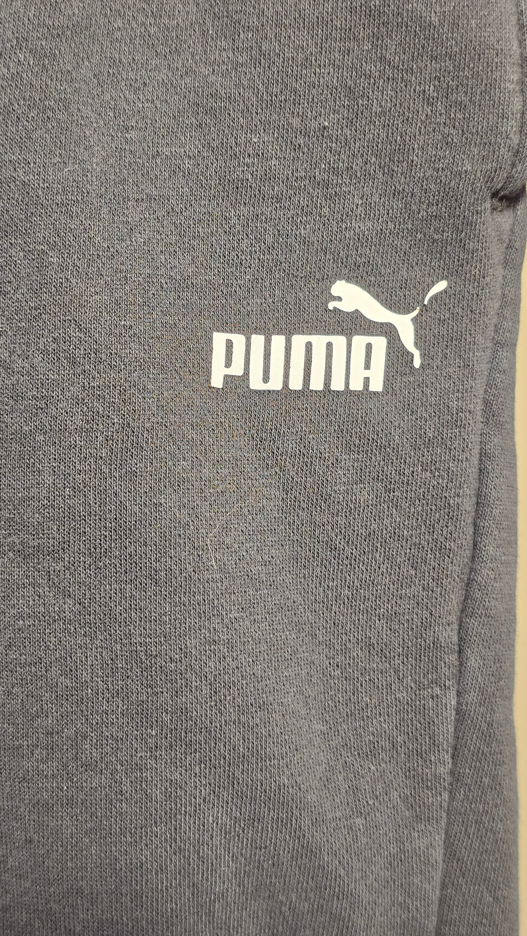 Jogger | Puma | 3T *Slightly damaged logo