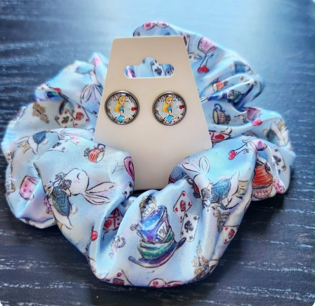 Ensemble chouchou et boucles d'oreilles *Neuf*