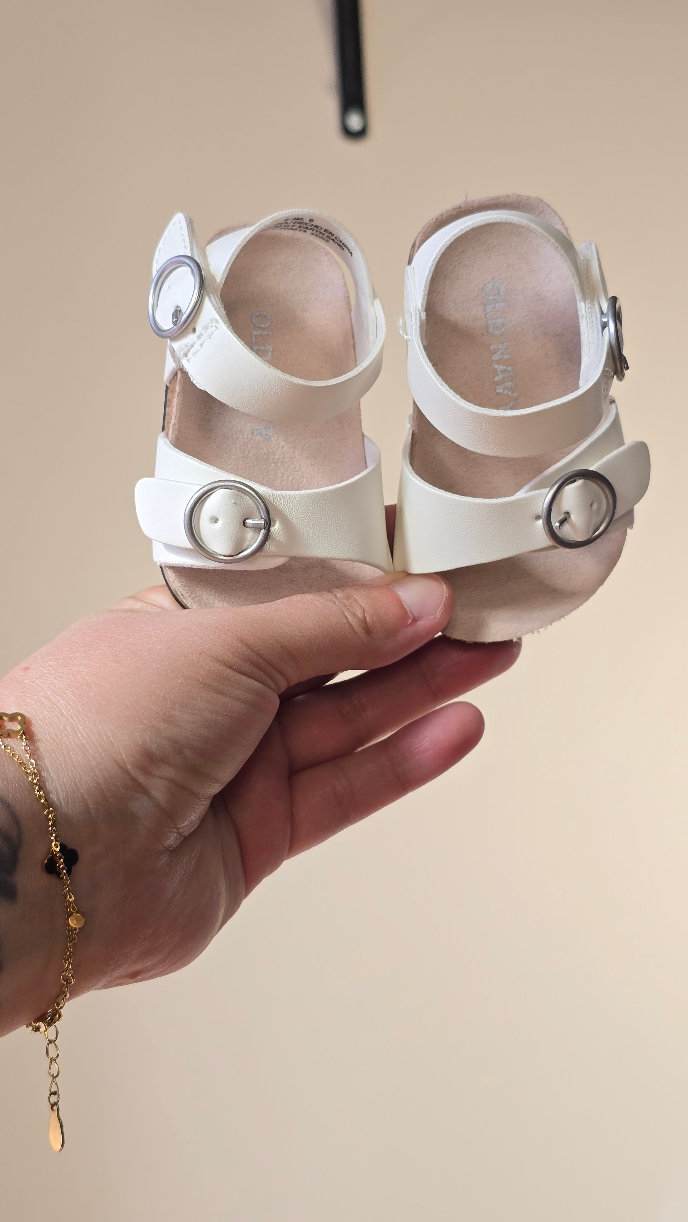 Sandales à velcros | Old Navy | 0-3 mois