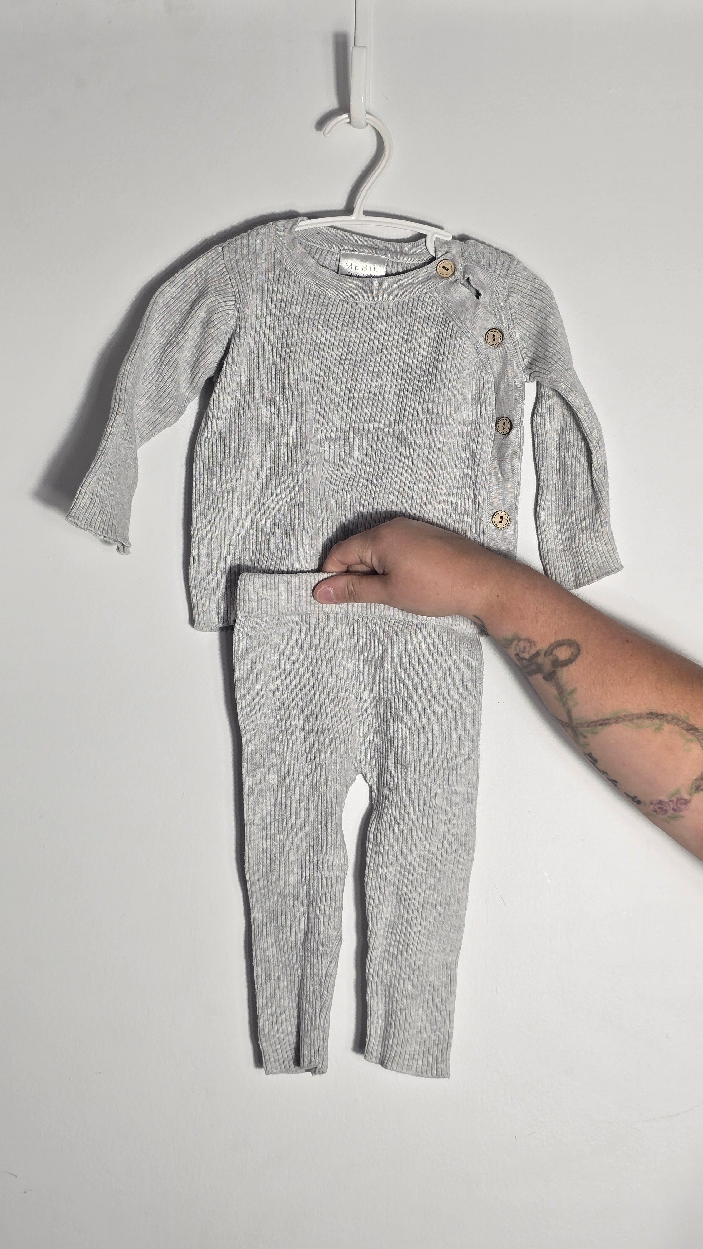 Ensemble côtelé 100% coton | Mebie Baby | 6-12 mois *Assez extensible