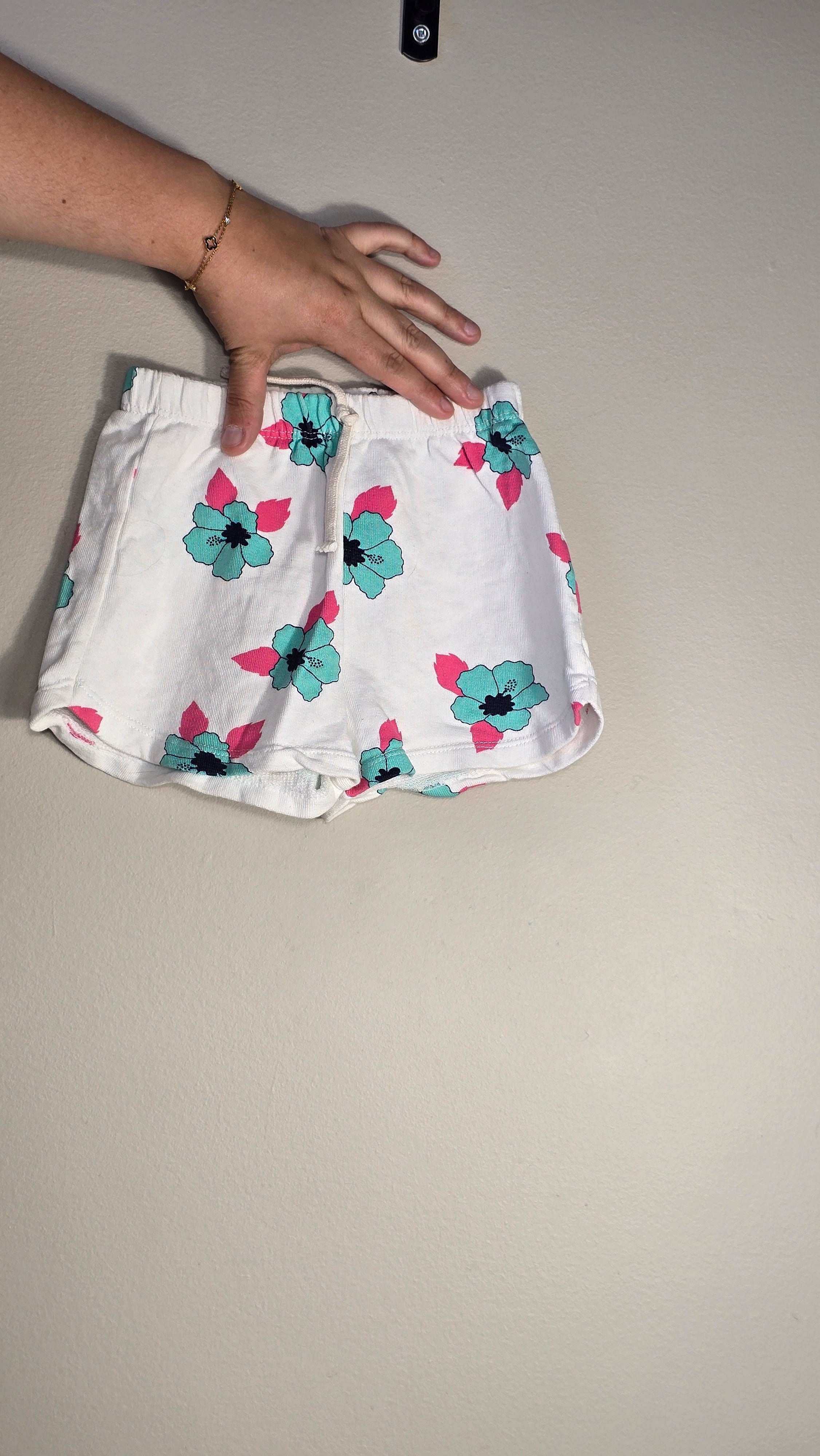 Hibiscus fleece shorts | Zara | 12-18 months
