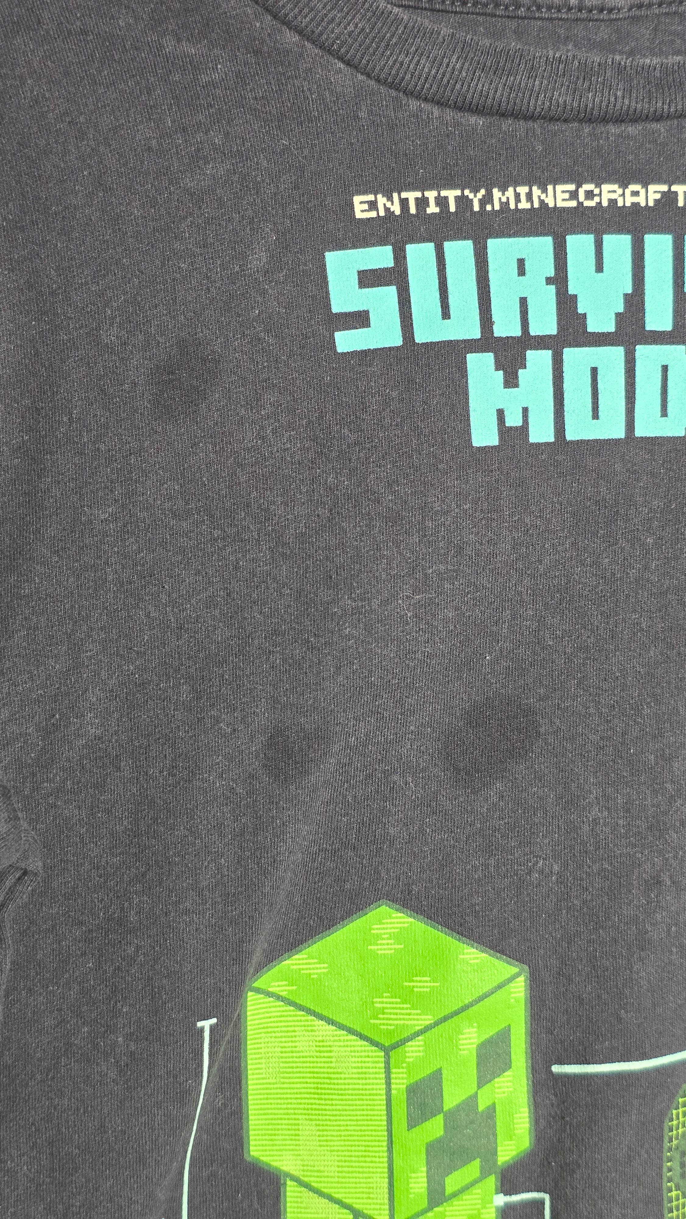 Chandail Minecraft | Old Navy | S (6-7A) *Taches de savon