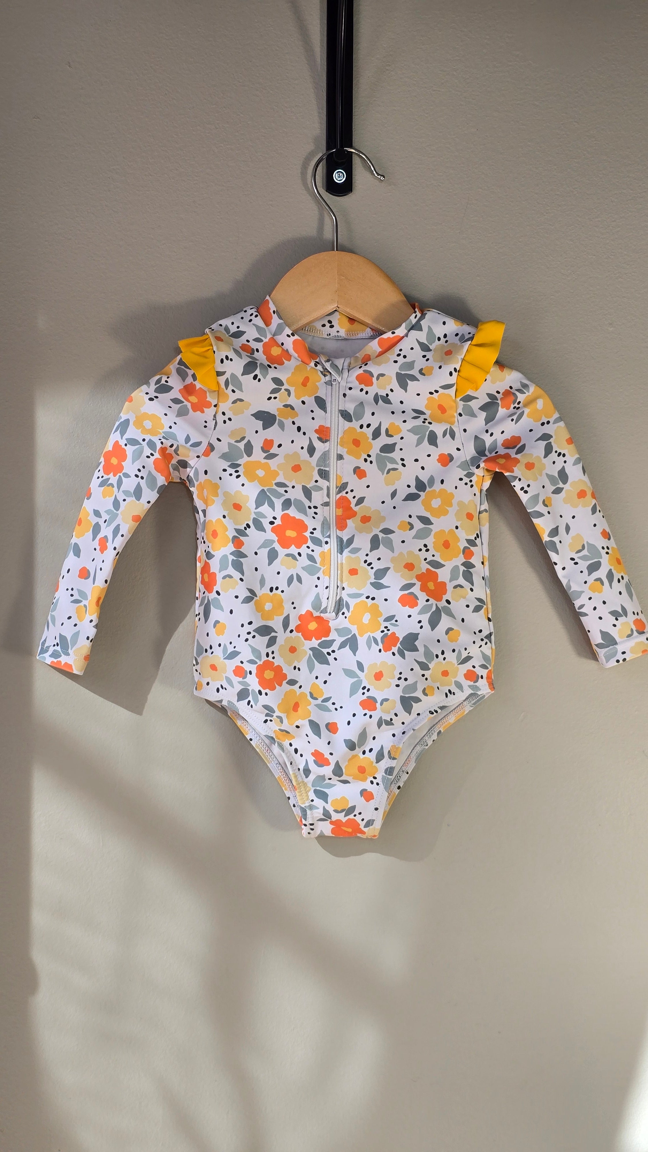 Maillot de bain fleuri | Marque inconnue | 12-18 mois *comme neuf