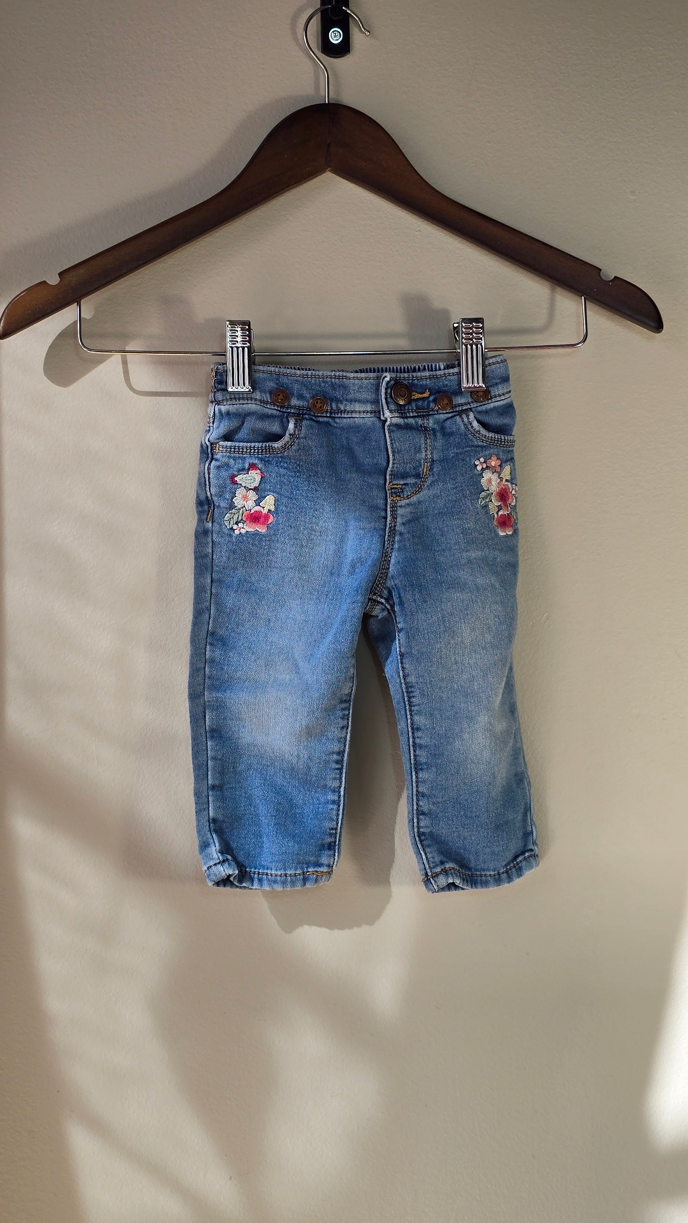 Jeans à broderies florales | Baby B'Gosh | 9 mois