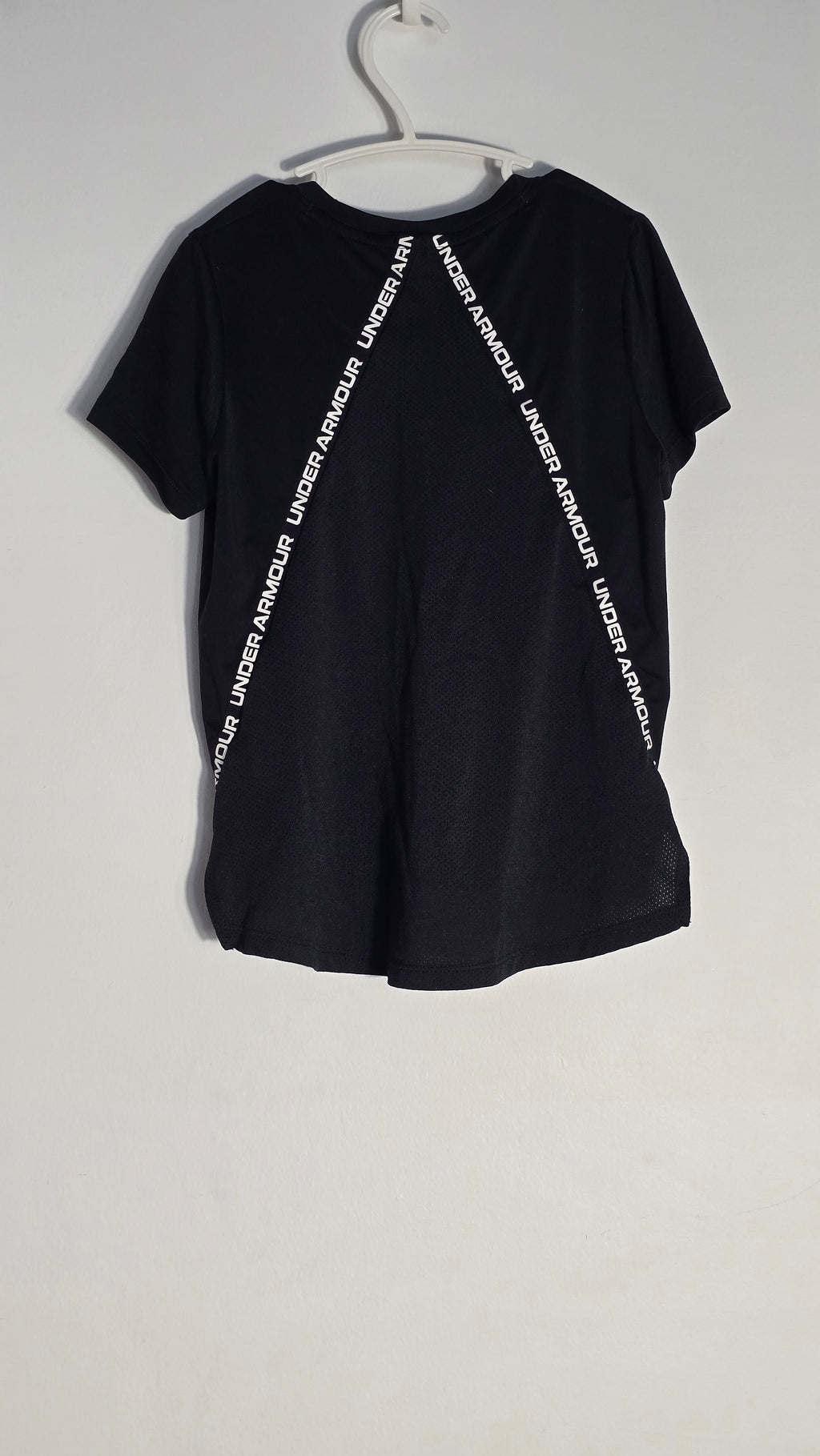 CONS AT | T-shirt dry-fit | Under Armour | XS (env. 7A)