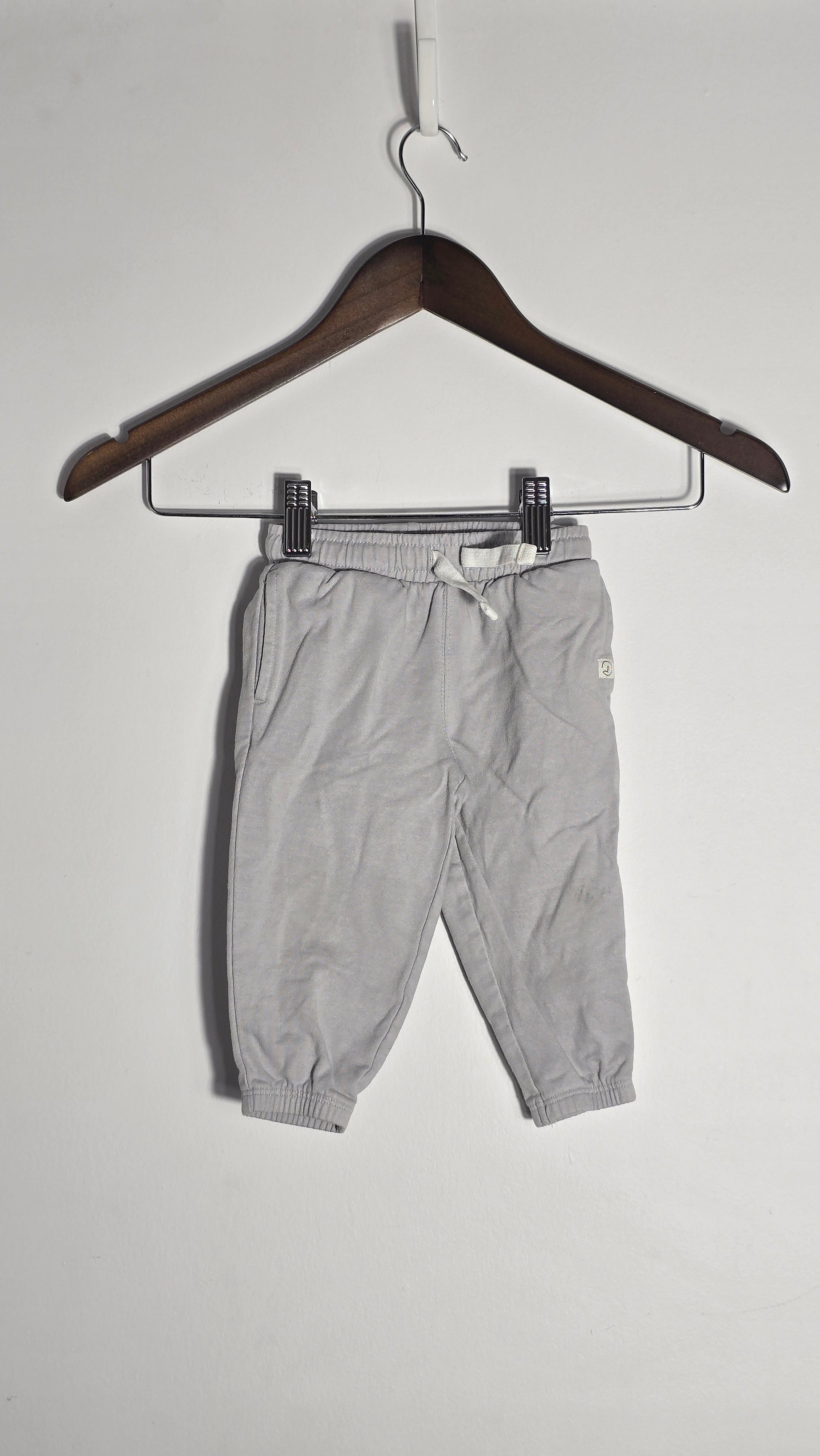 Pantalon de jogging | Little planet organic by Carter's | 12 mois *Petites taches au genou