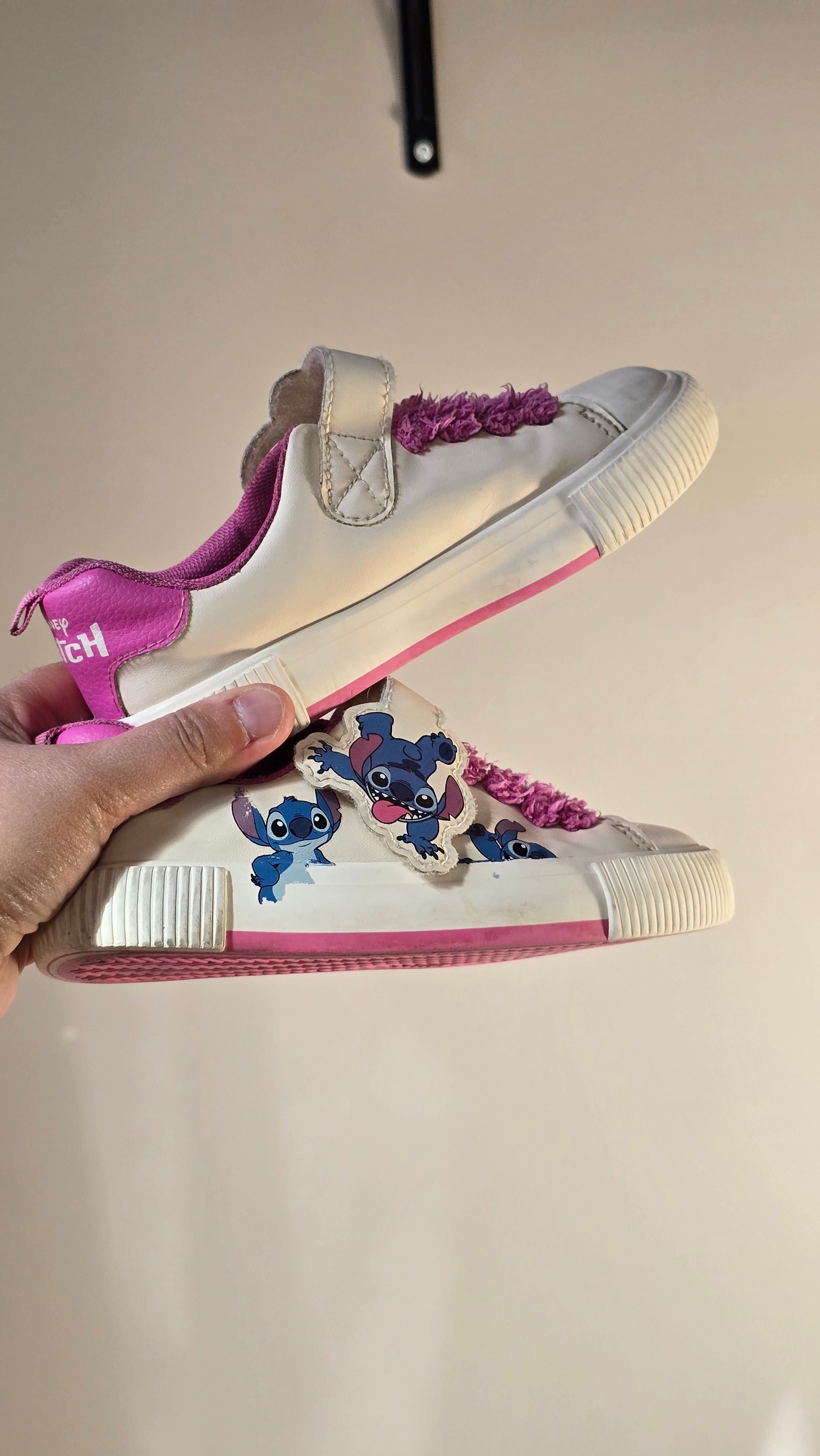 Stitch Velcro Shoes | C11